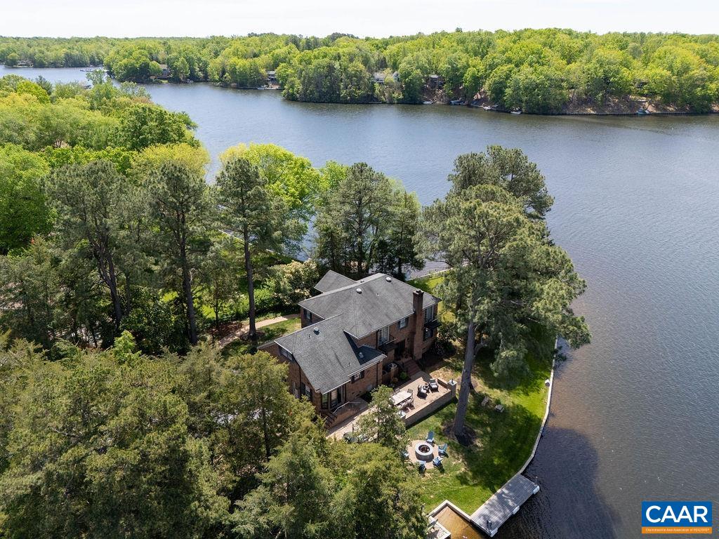 25 BOLLING CIR