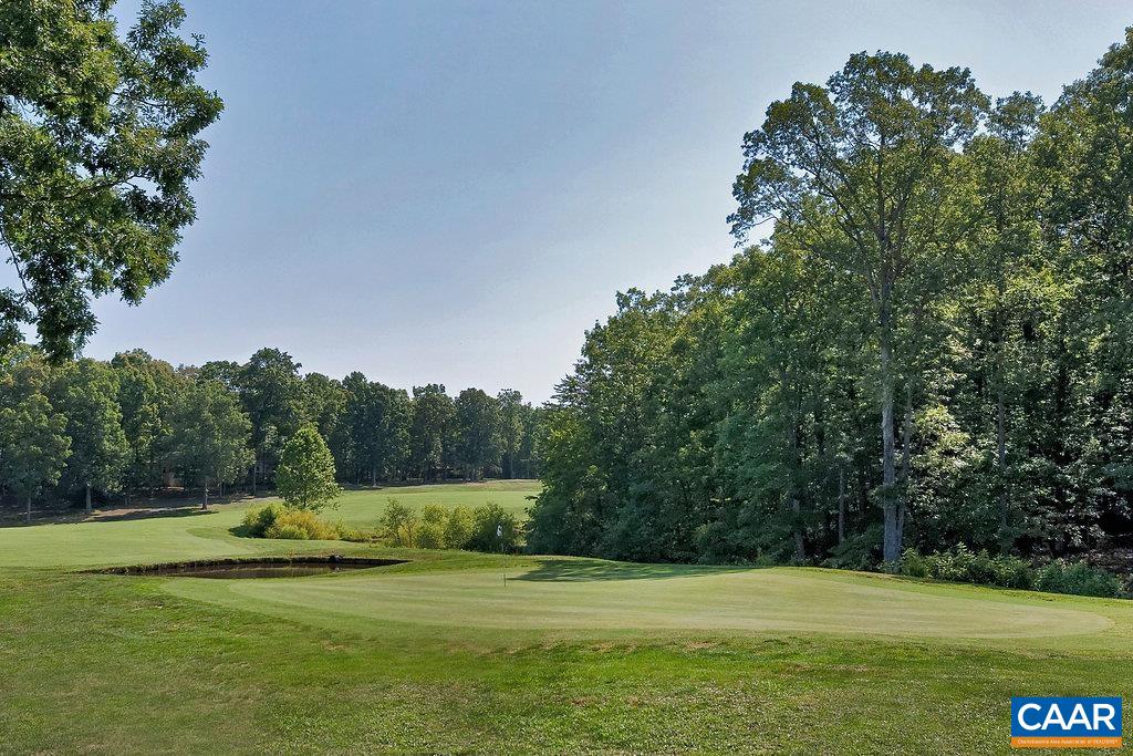 25 BOLLING CIR