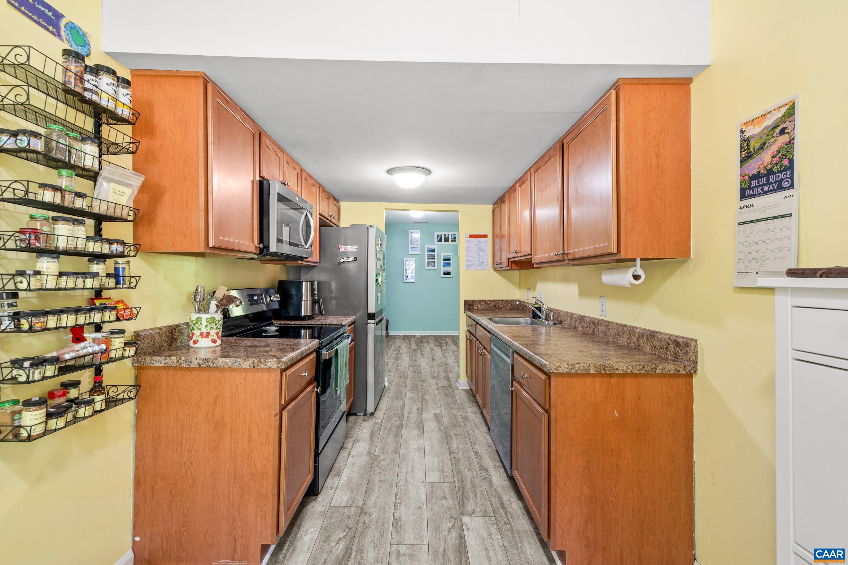 150 SCARBOROUGH PL