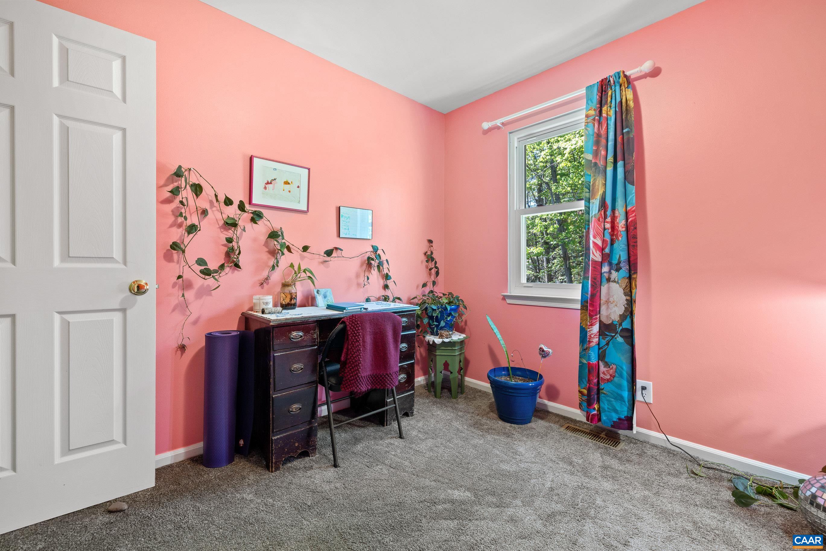 150 SCARBOROUGH PL
