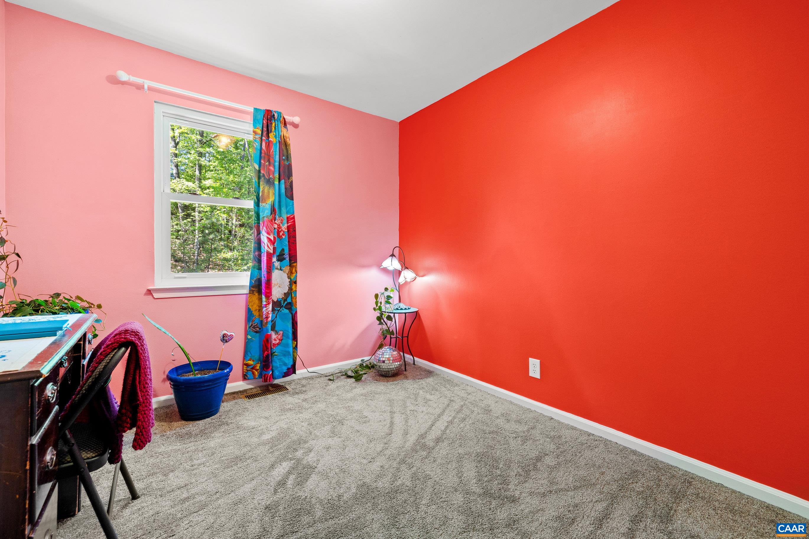 150 SCARBOROUGH PL