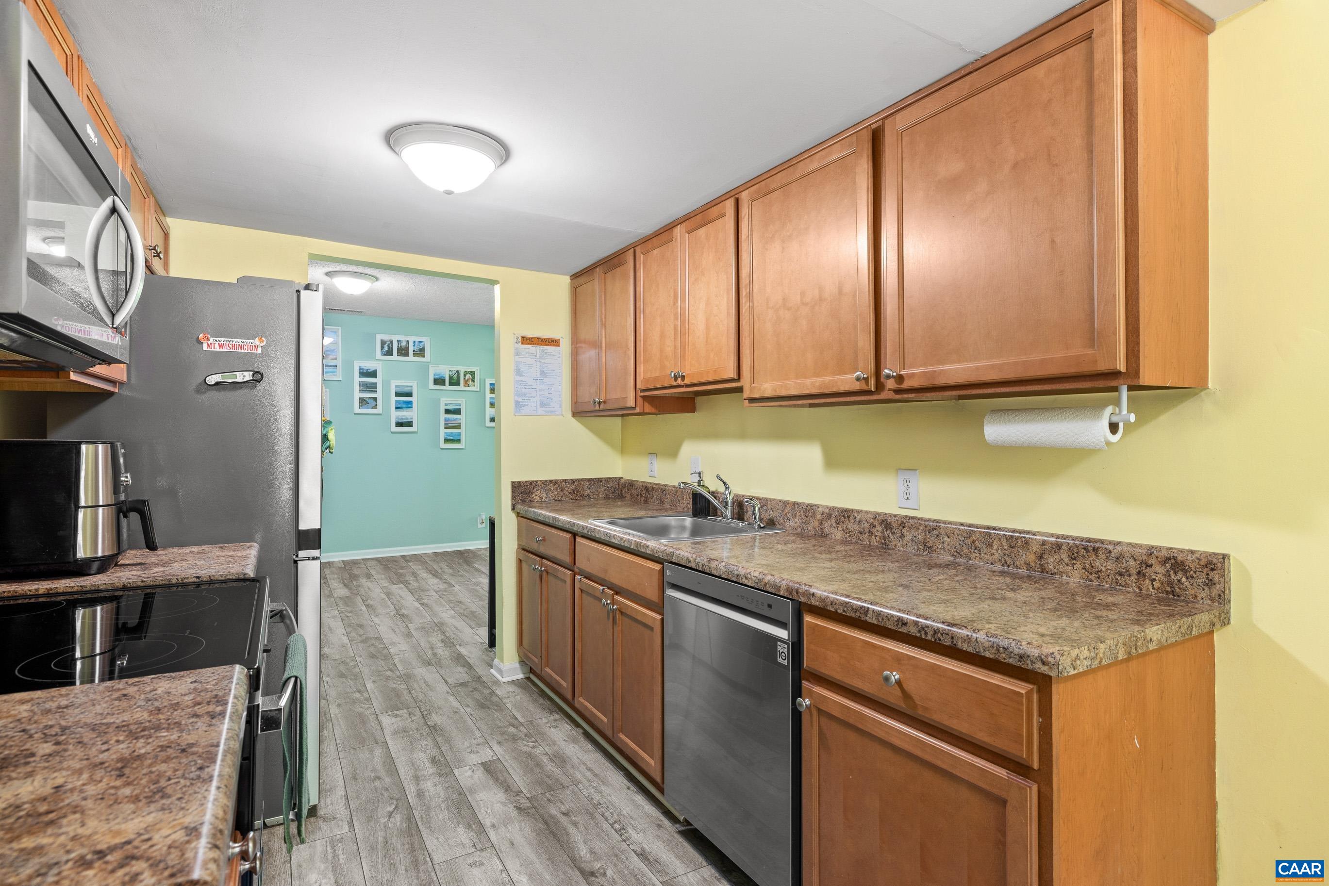 150 SCARBOROUGH PL