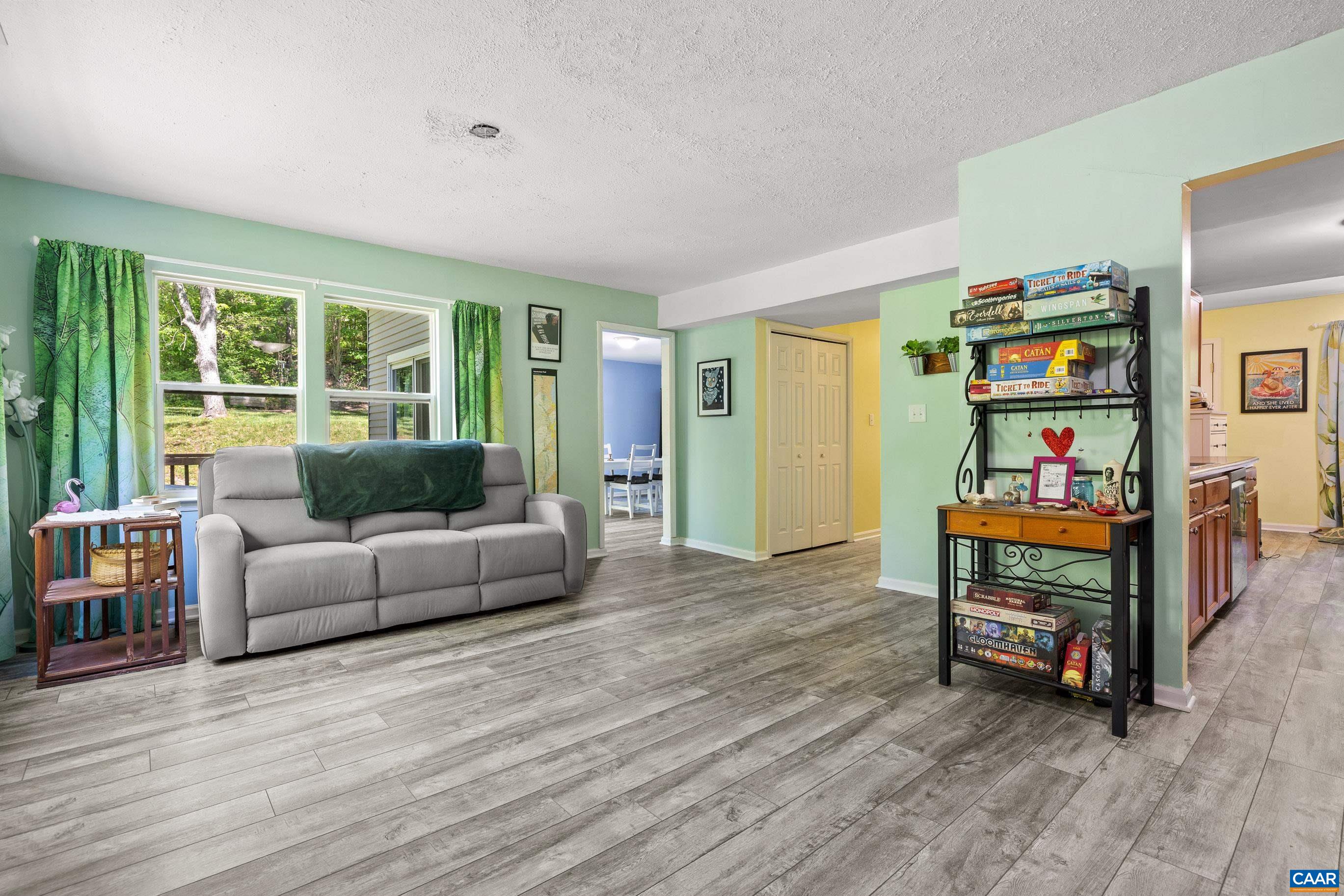150 SCARBOROUGH PL
