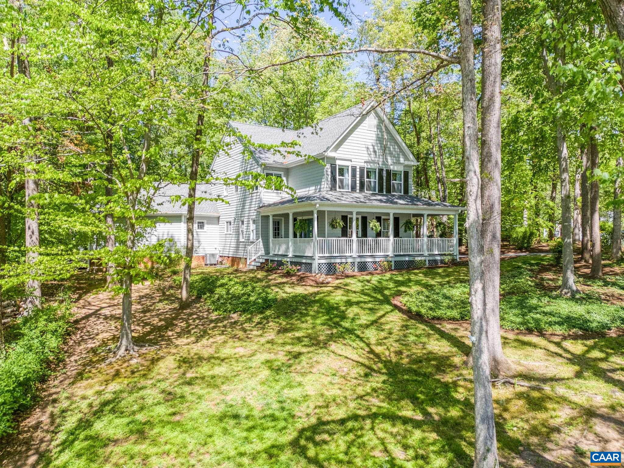 3000 COVE LN