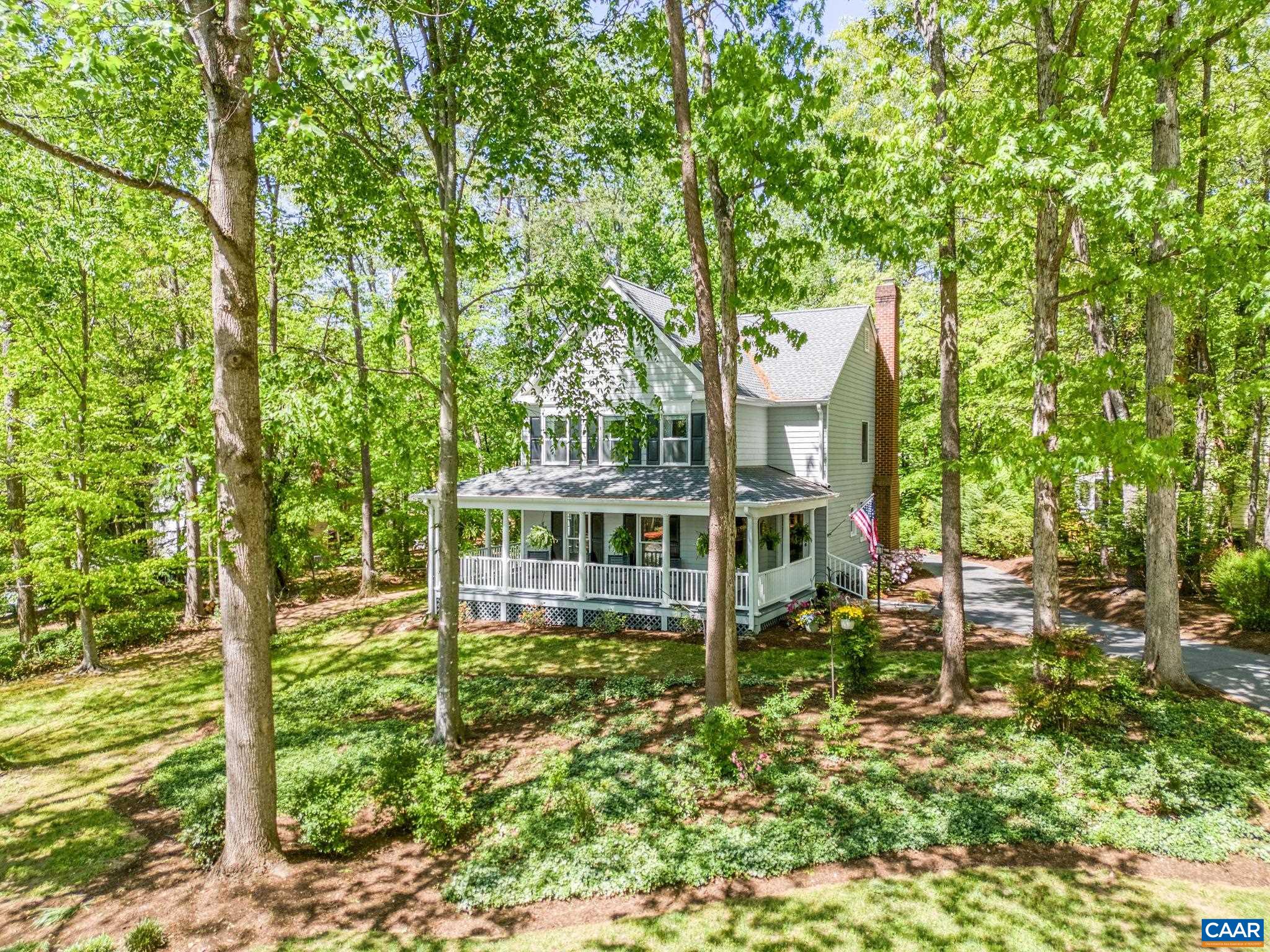 3000 COVE LN