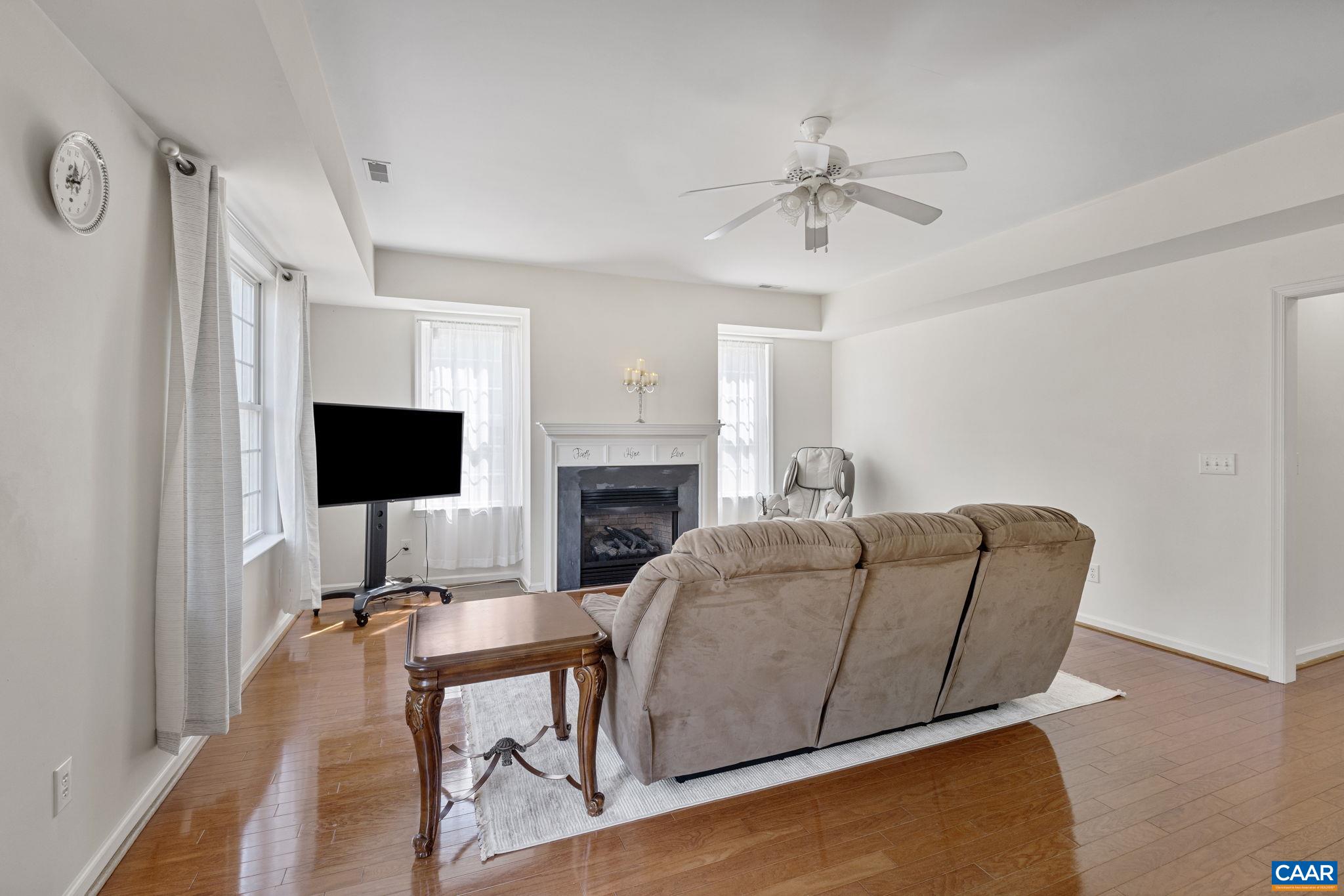 1365 AMBER RIDGE RD