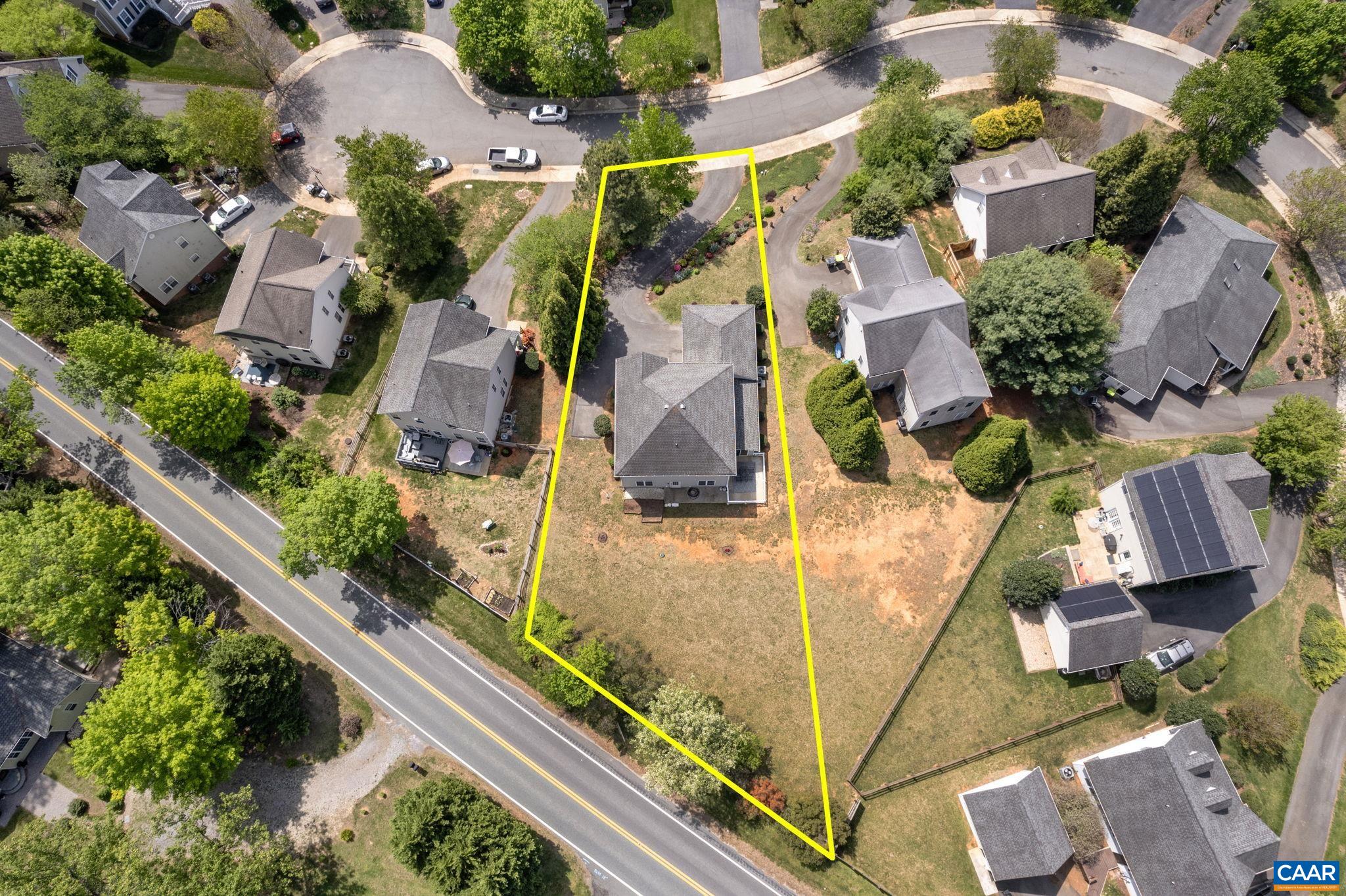 1365 AMBER RIDGE RD