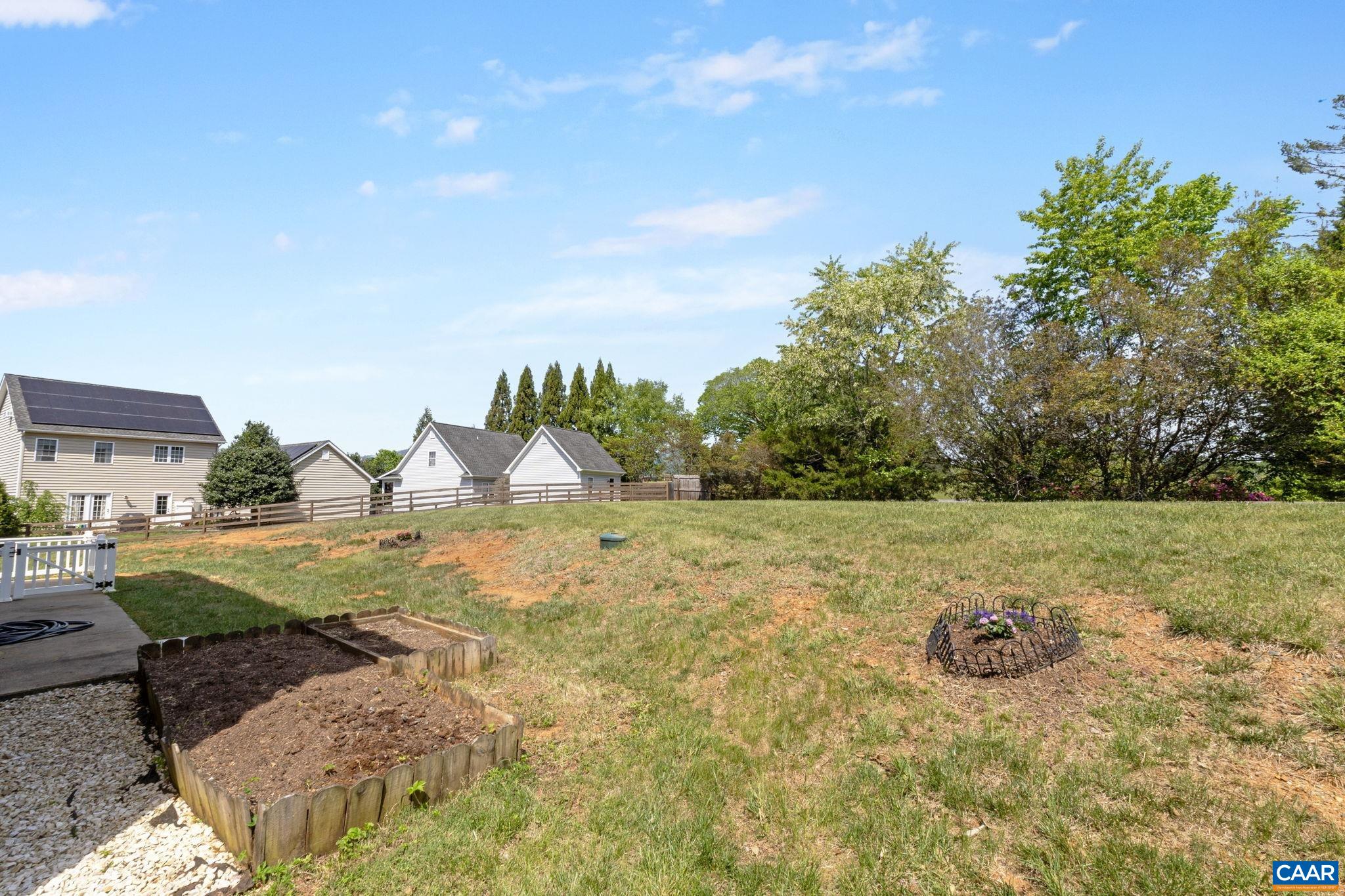 1365 AMBER RIDGE RD