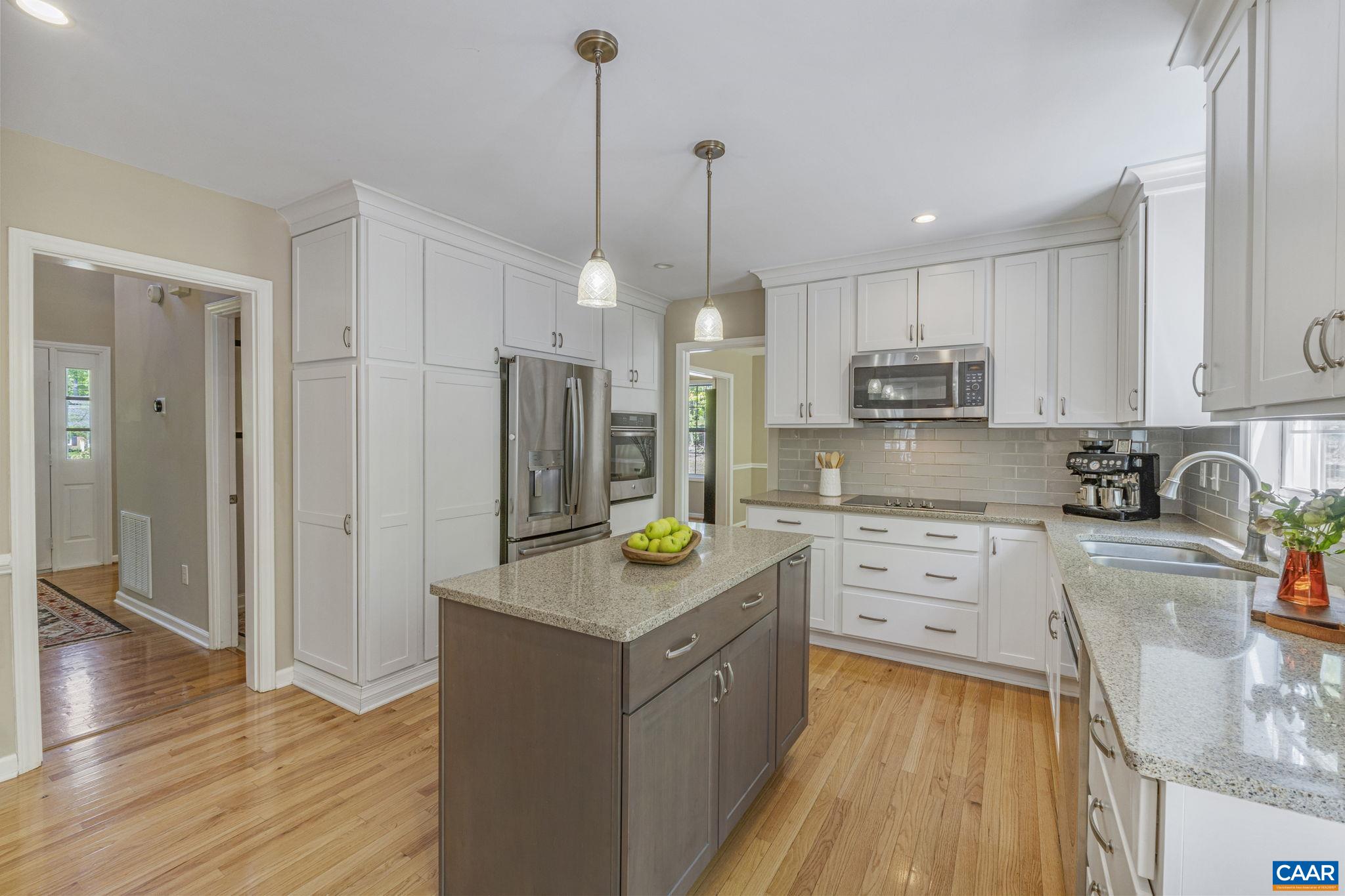1025 SHADWELL RD