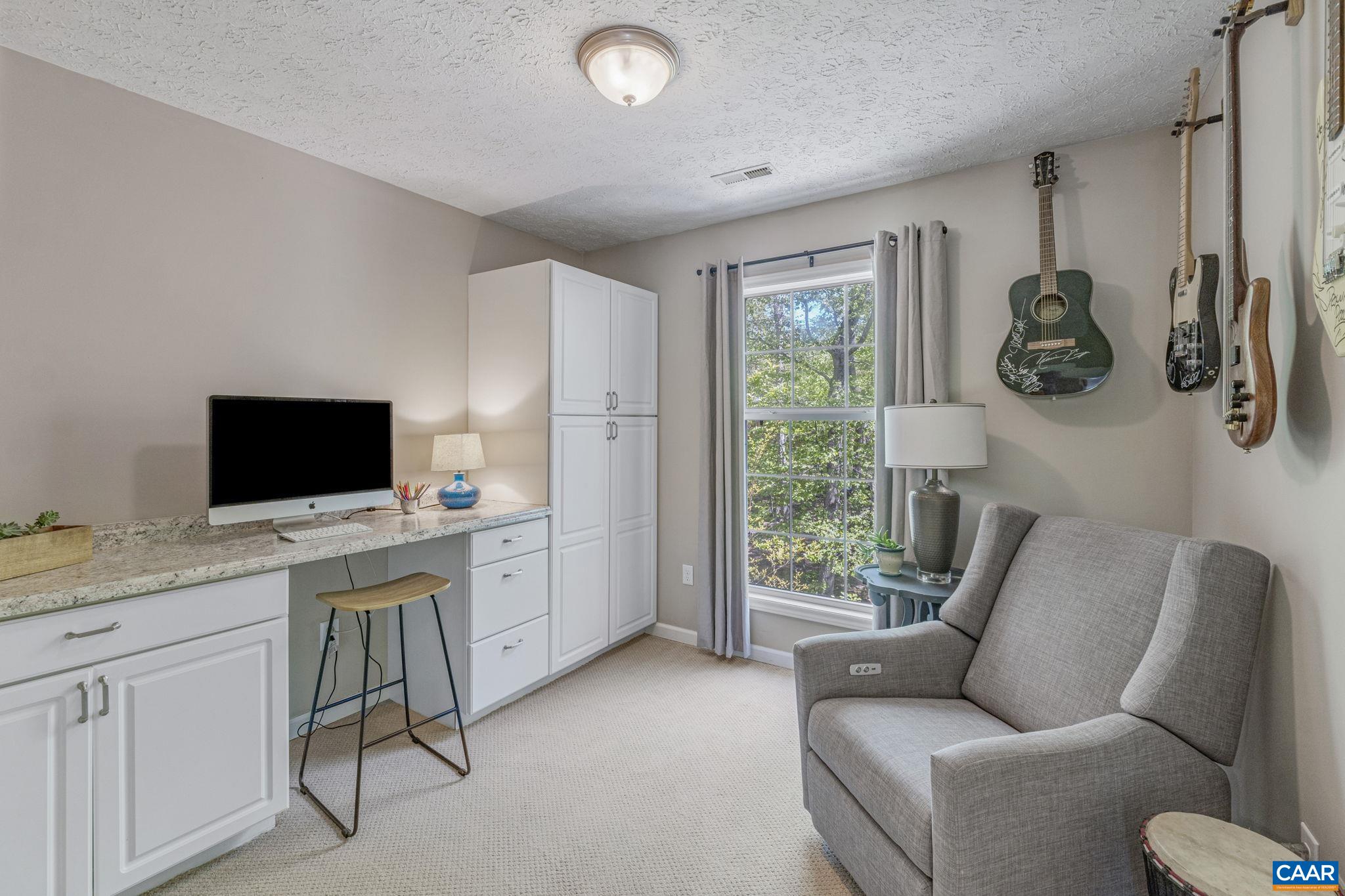 1025 SHADWELL RD
