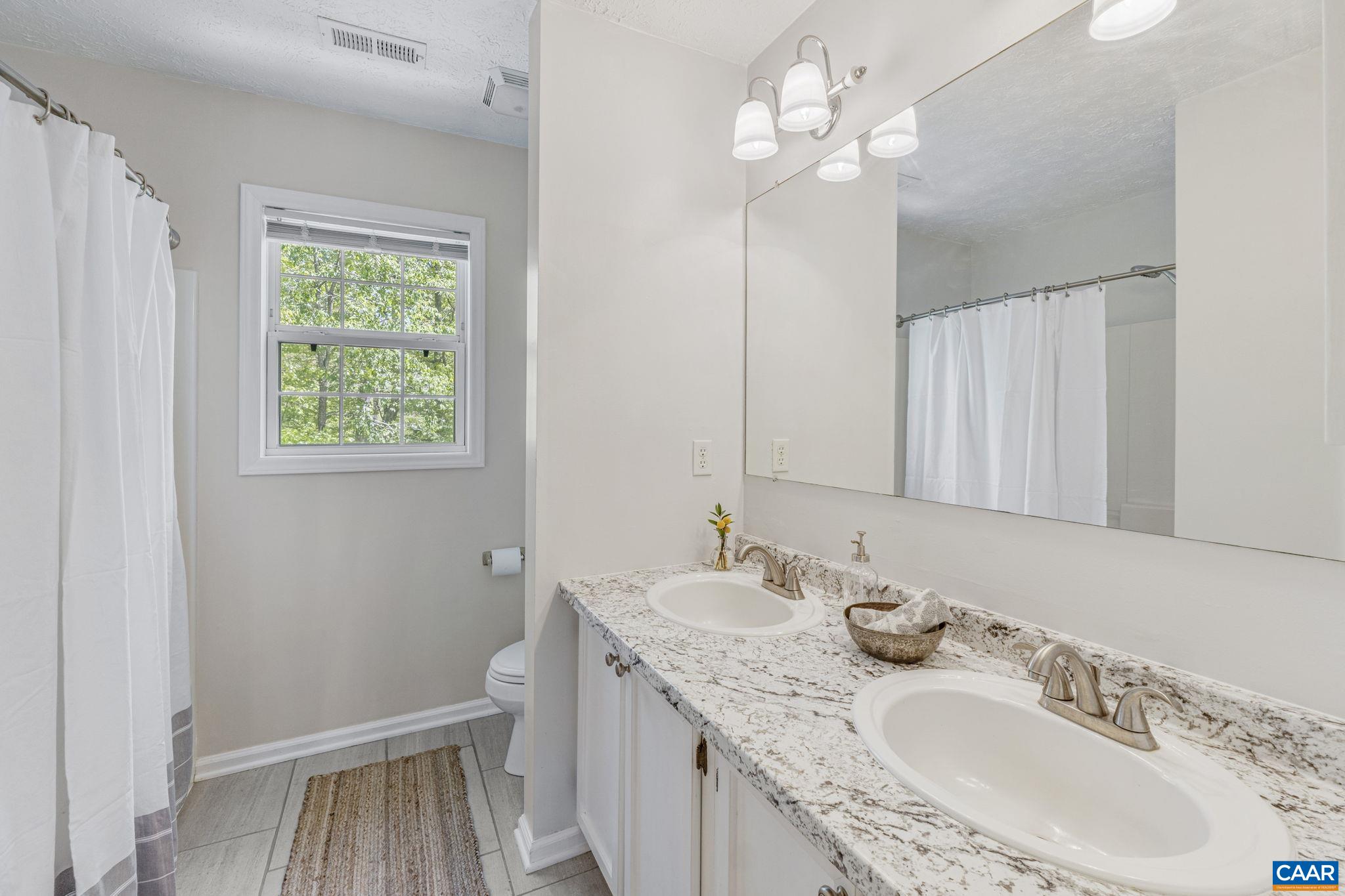 1025 SHADWELL RD