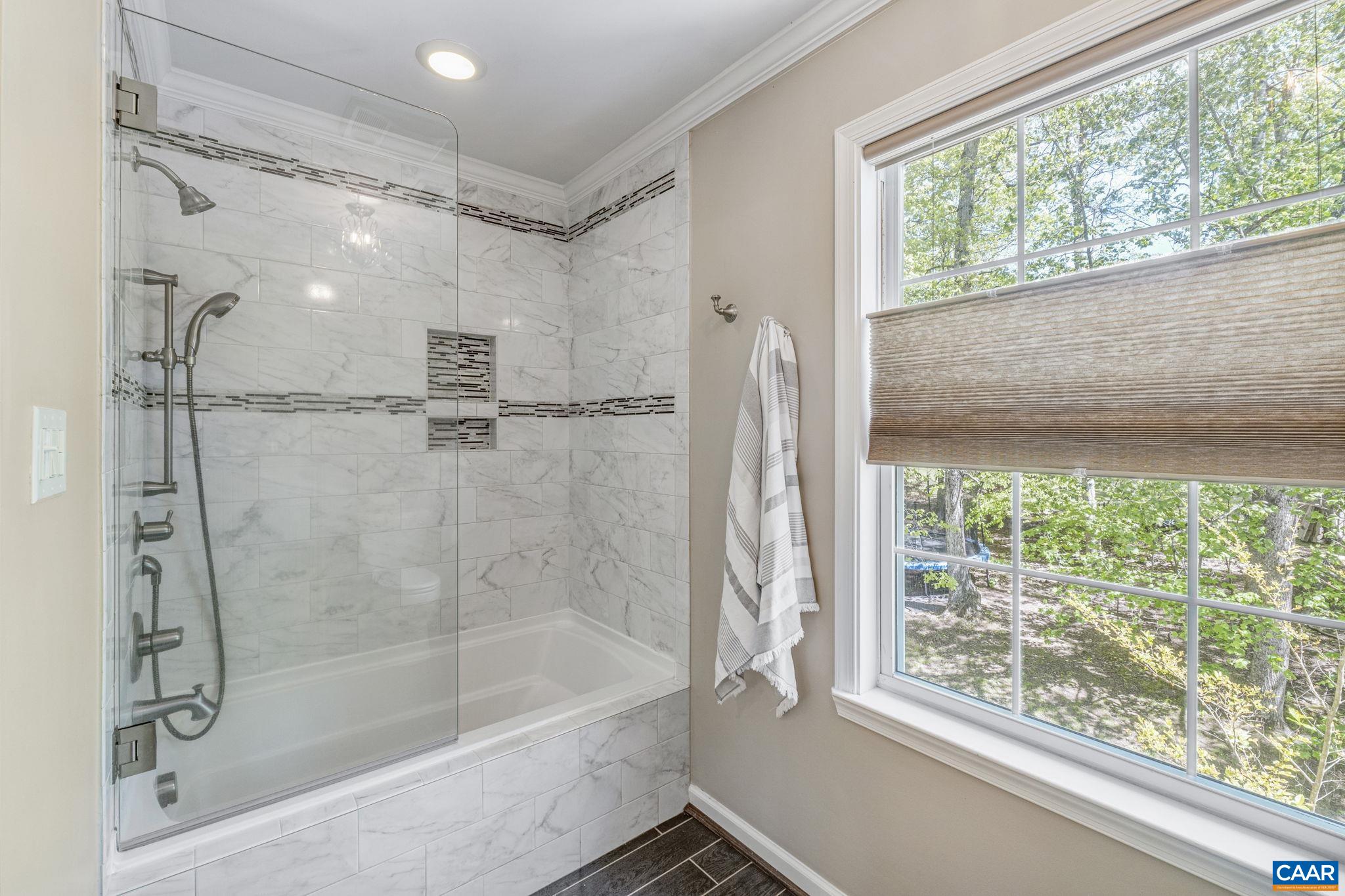 1025 SHADWELL RD
