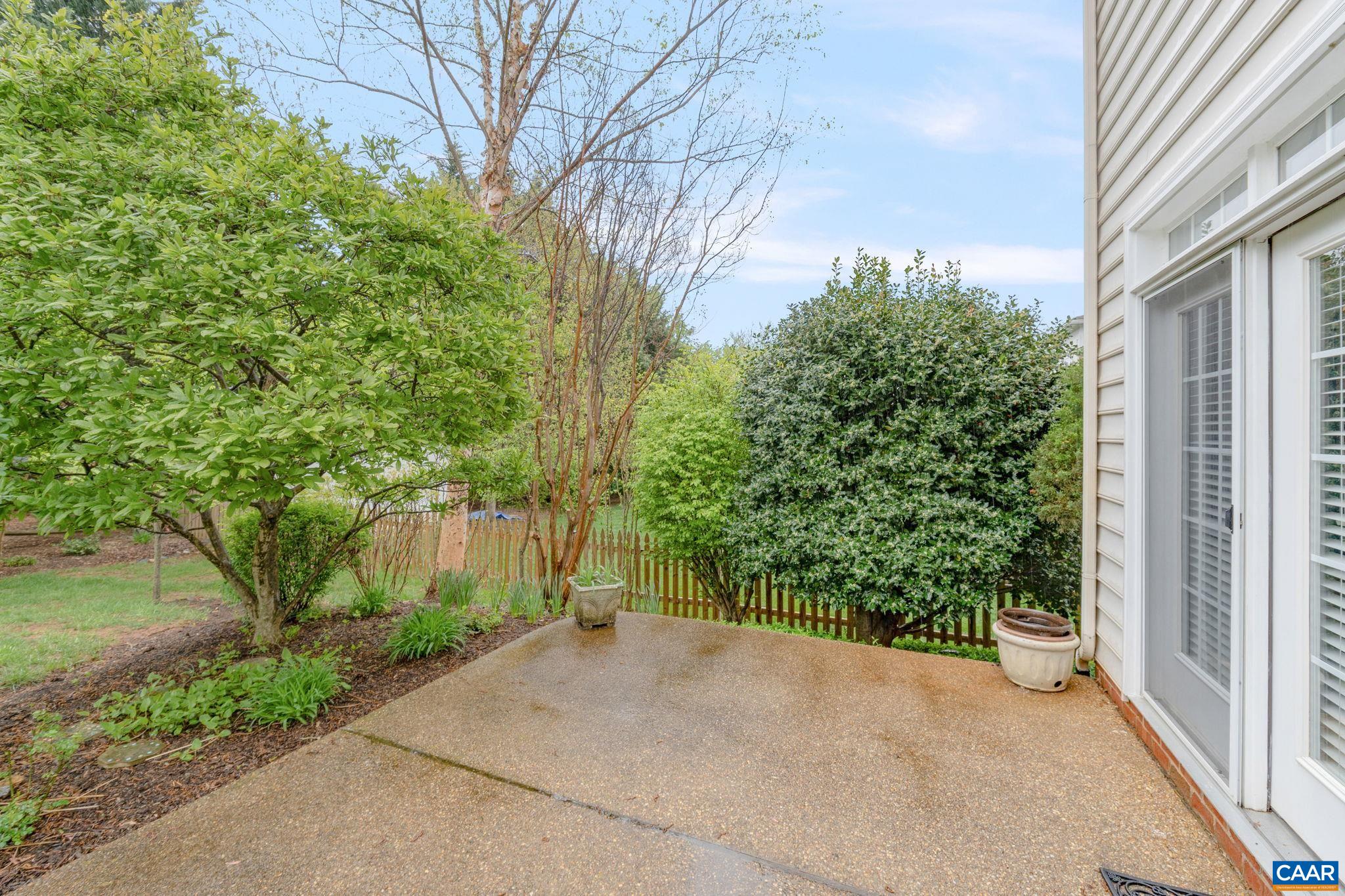 726 RUSSET RD