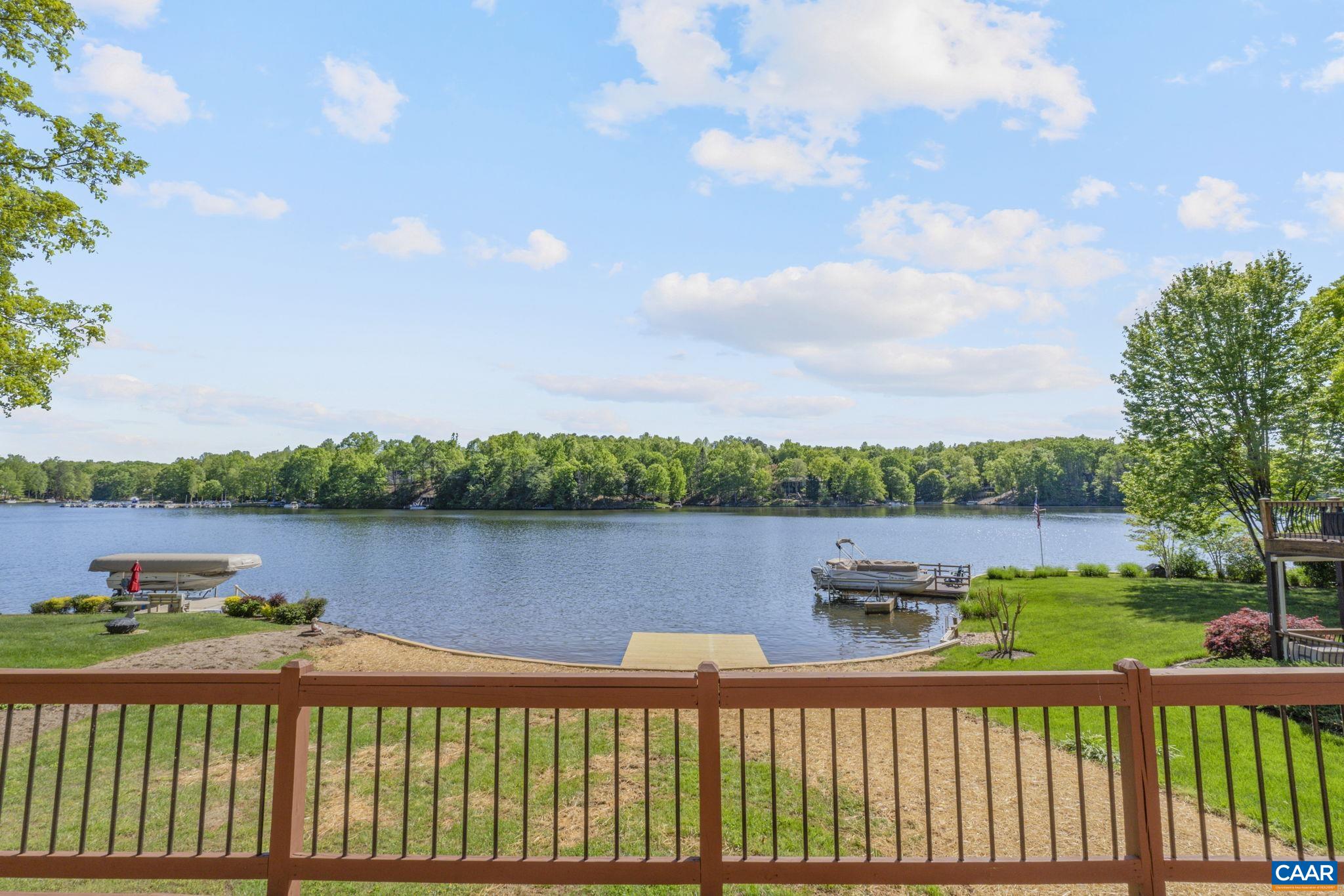 43 TANGLEWOOD RD