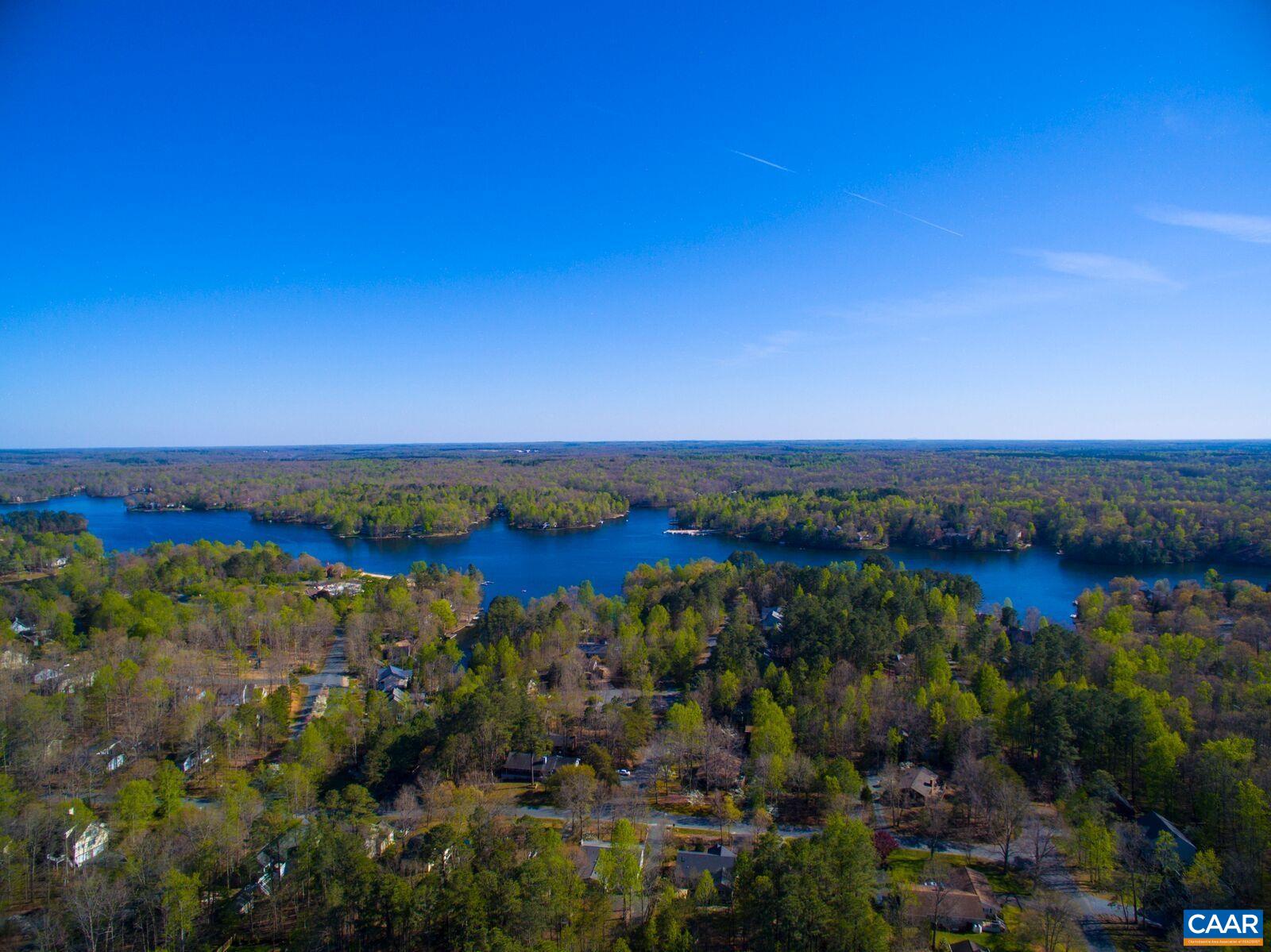 43 TANGLEWOOD RD