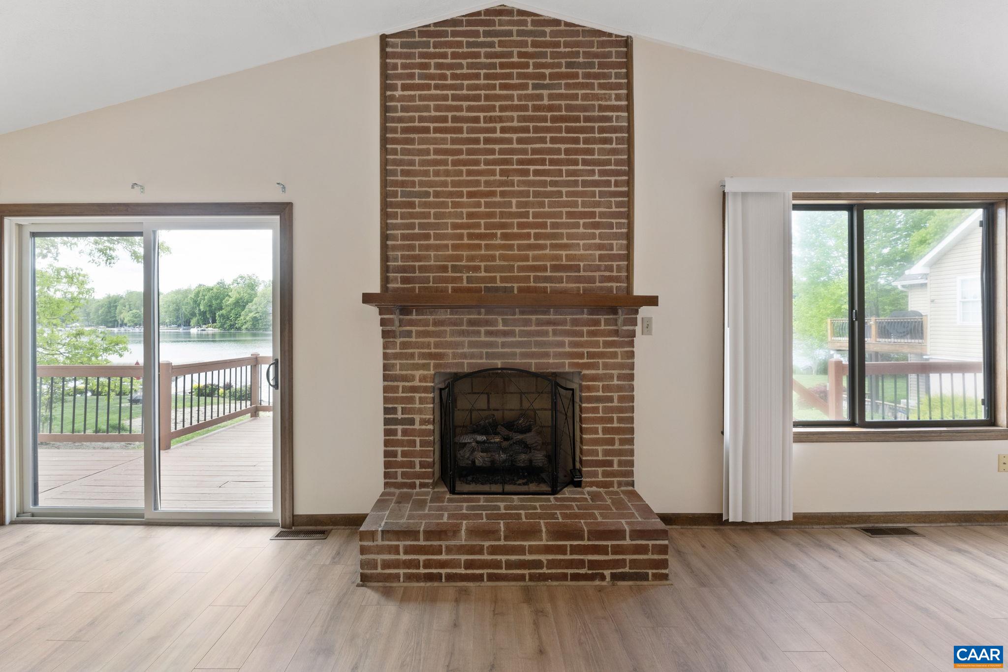 43 TANGLEWOOD RD