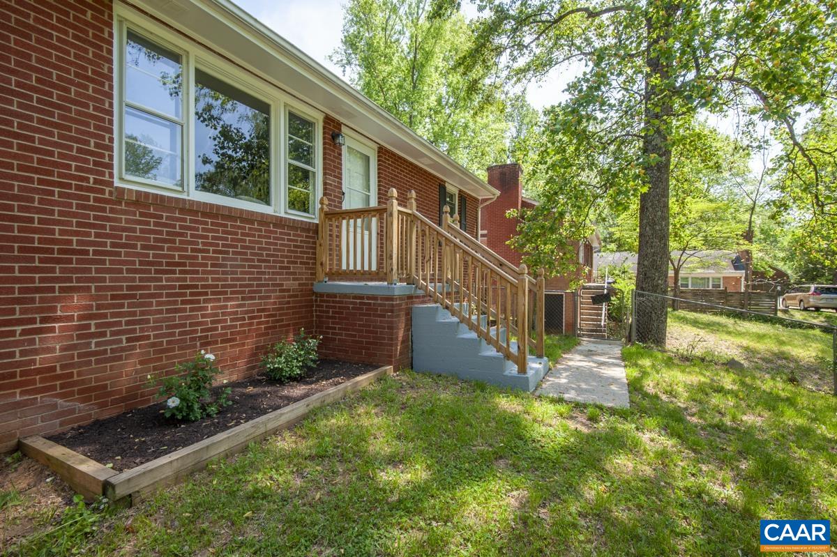 238 OLD LYNCHBURG RD