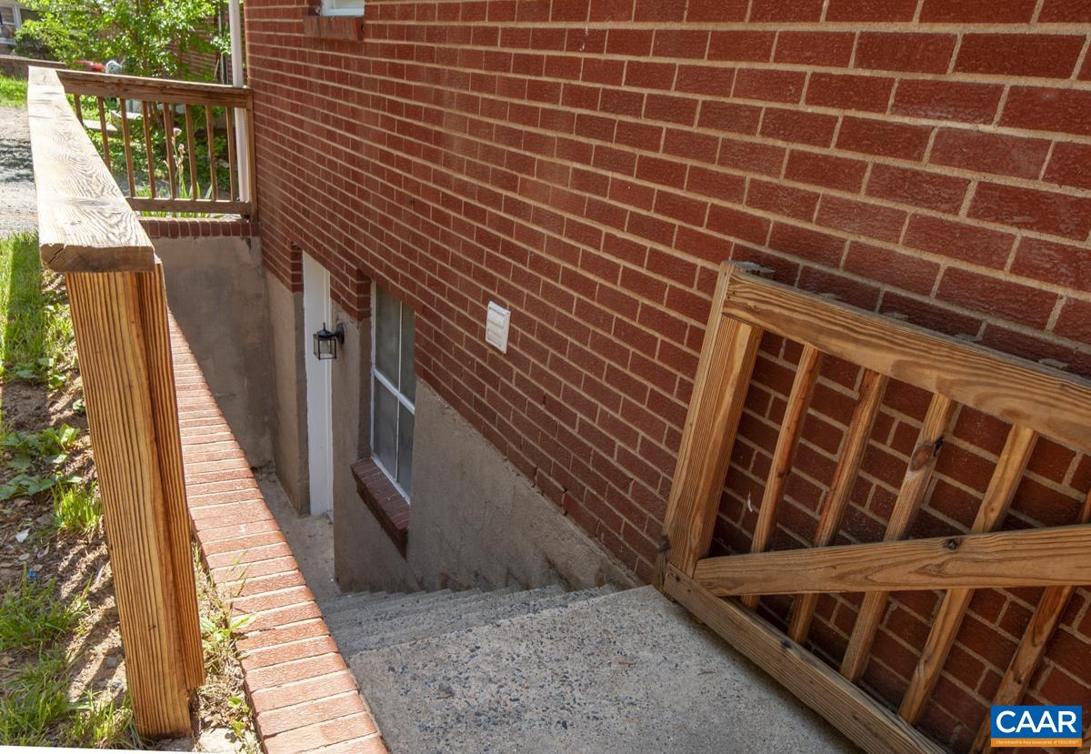 238 OLD LYNCHBURG RD