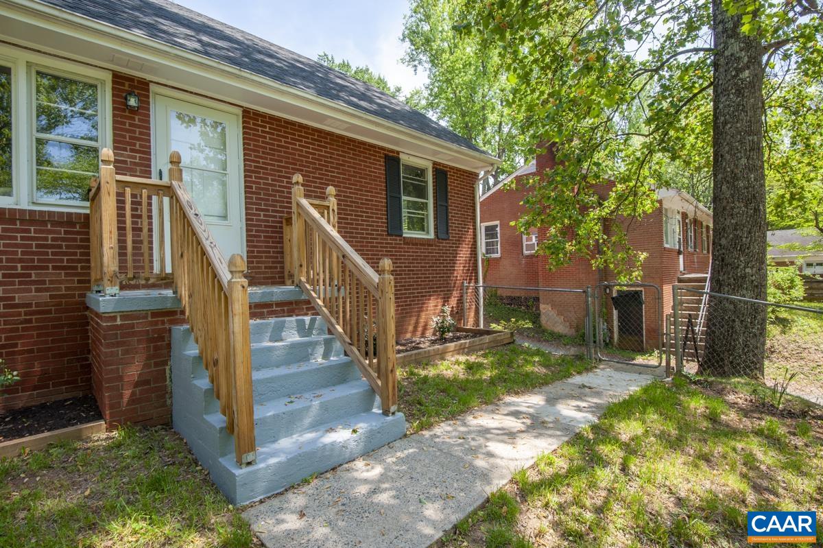 238 OLD LYNCHBURG RD