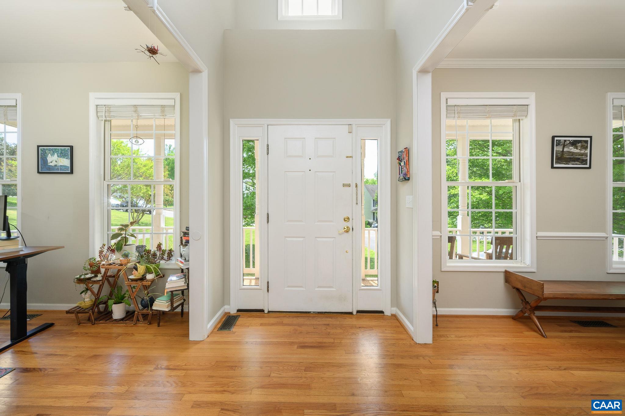 2364 N CHESTERFIELD CT