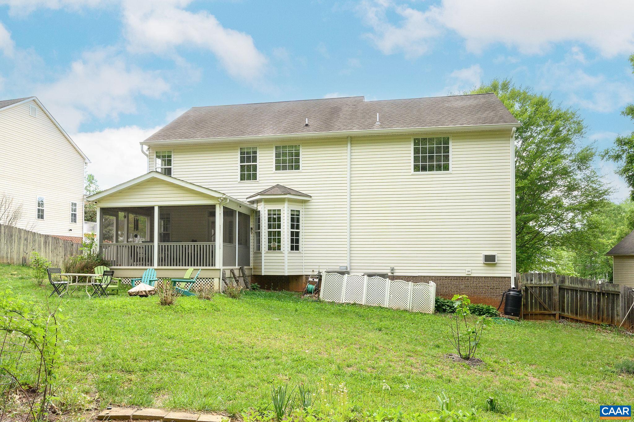 2364 N CHESTERFIELD CT