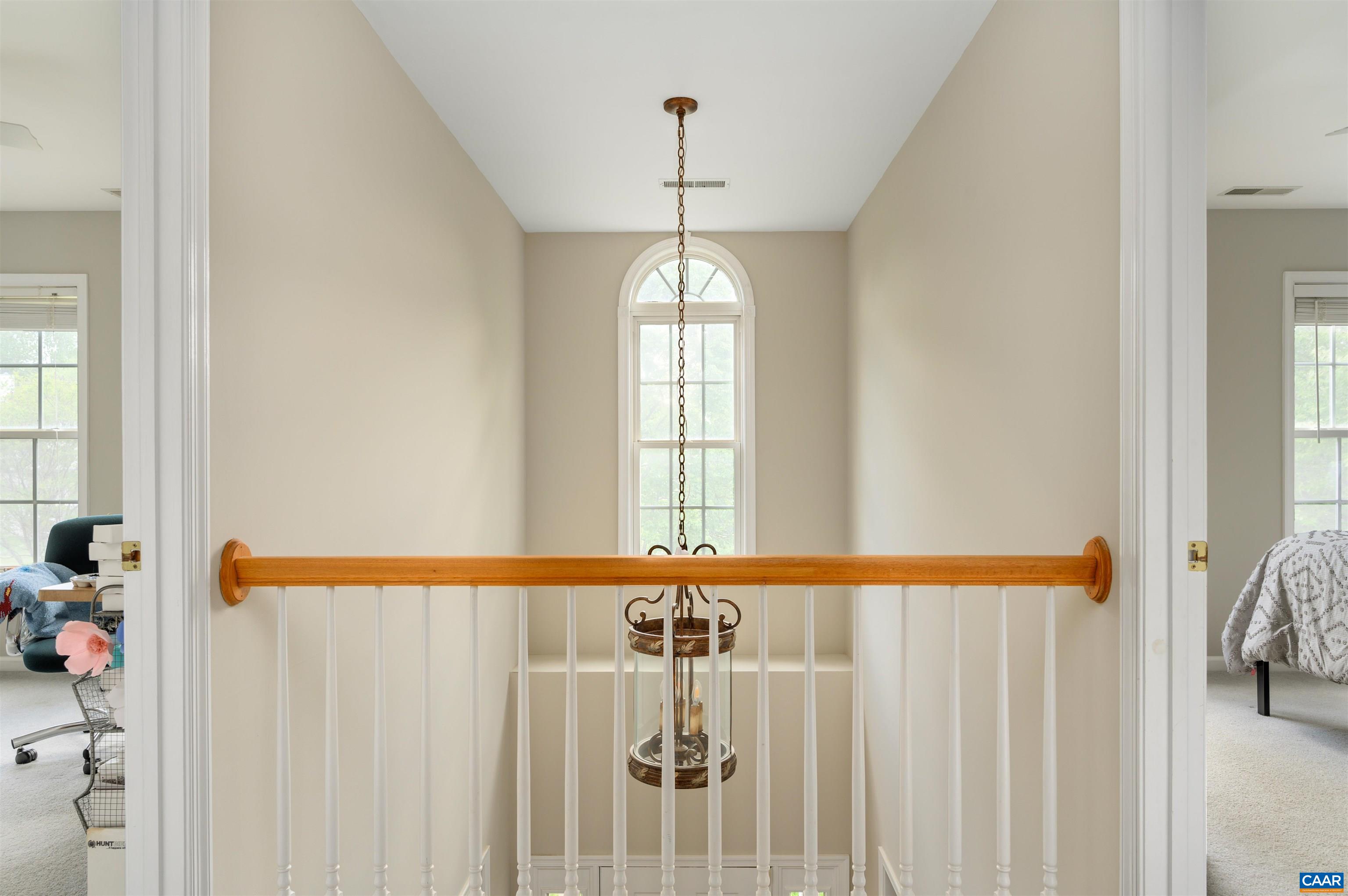 2364 N CHESTERFIELD CT