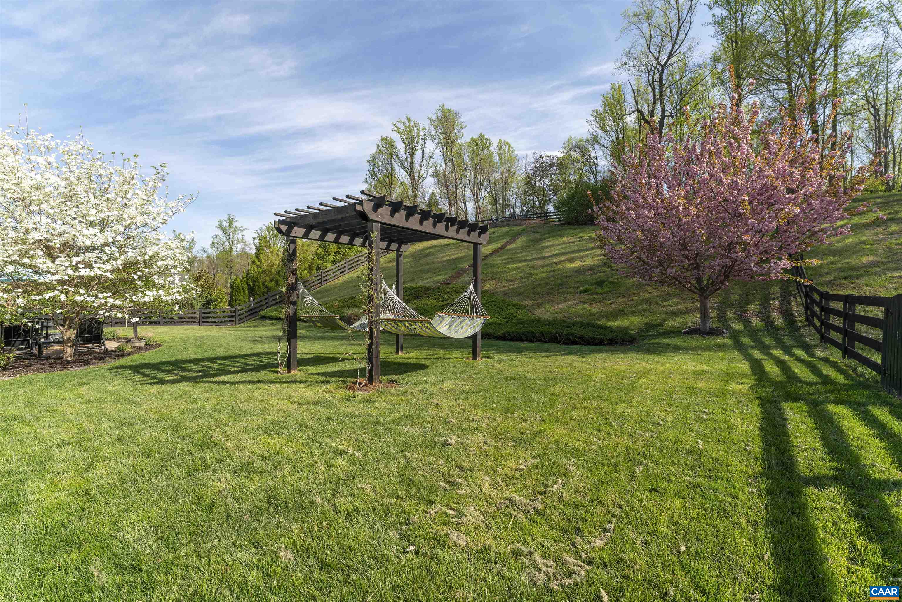 2073 ASPEN DR