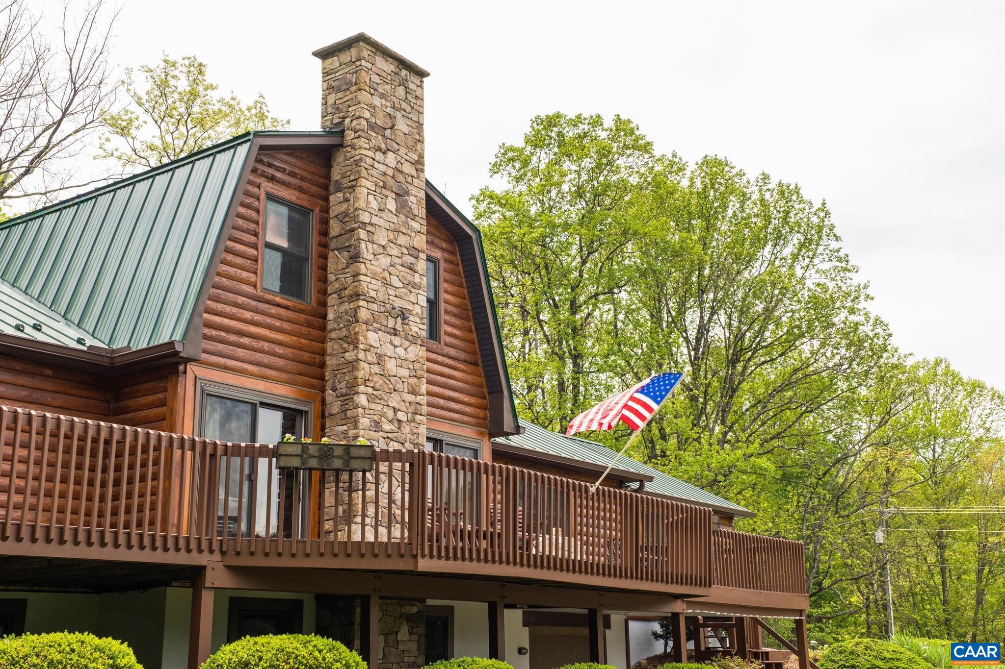 6 OLD ORCHARD LN