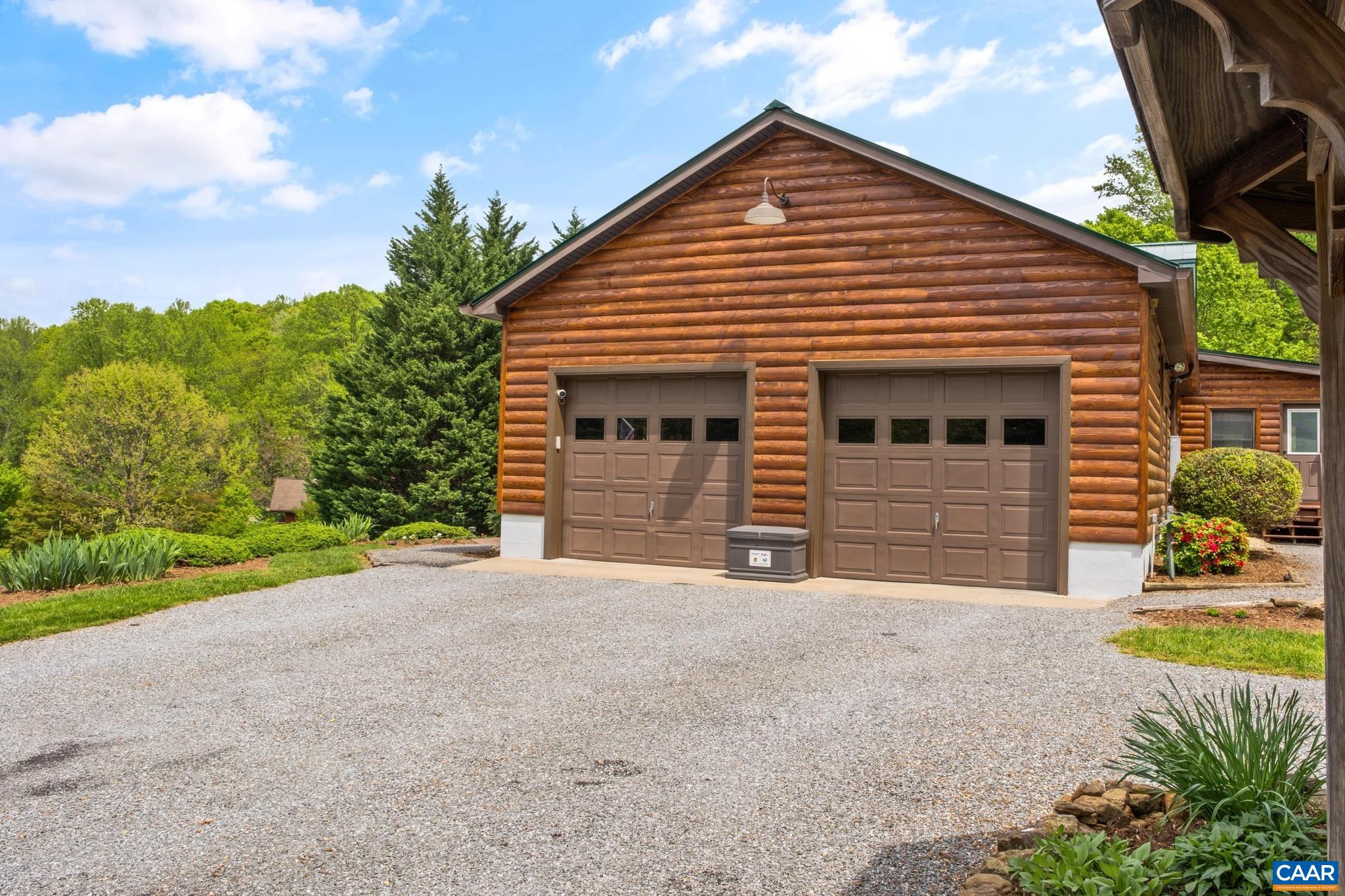 6 OLD ORCHARD LN