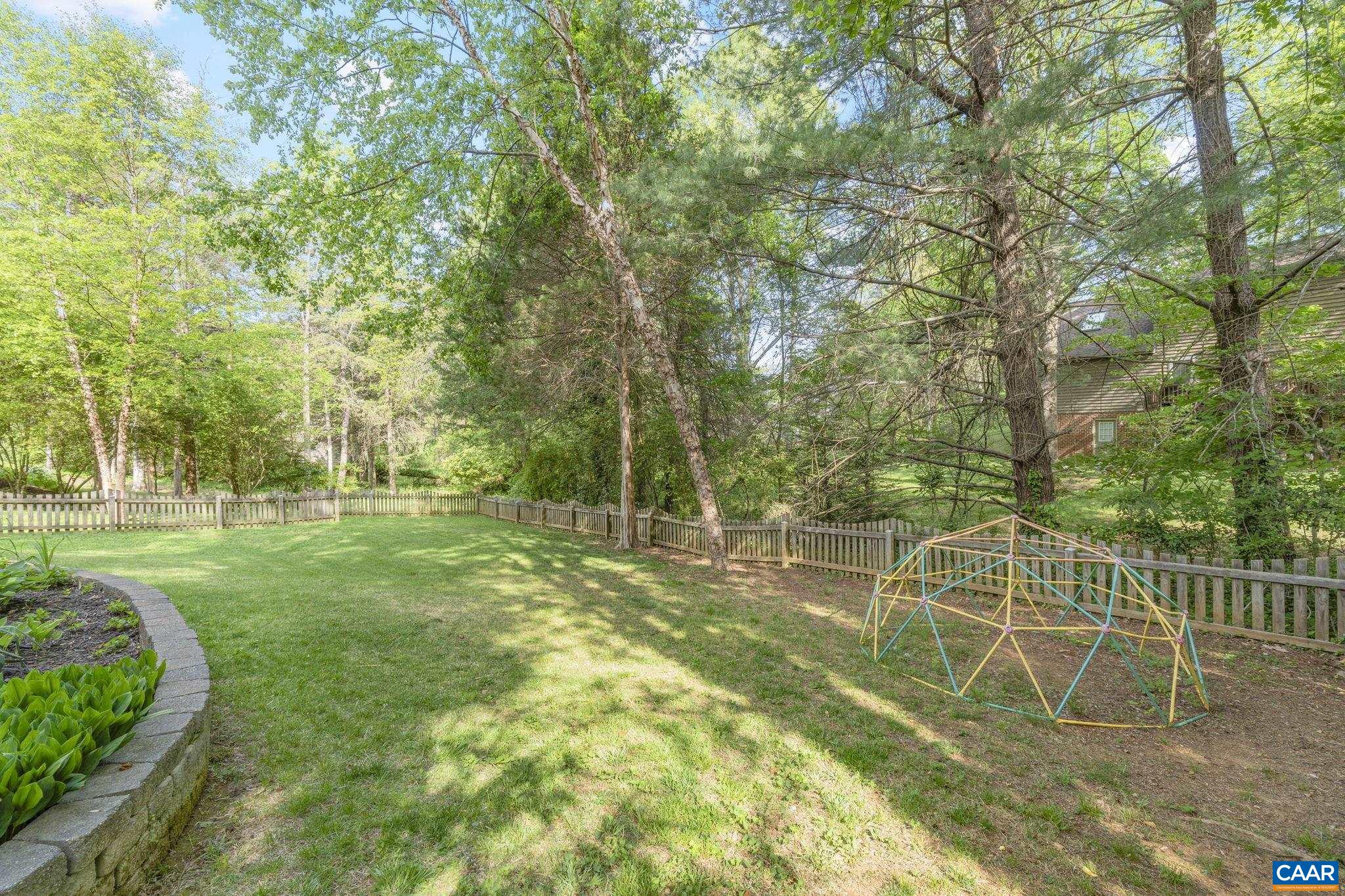 104 BOULDER SPRING CT