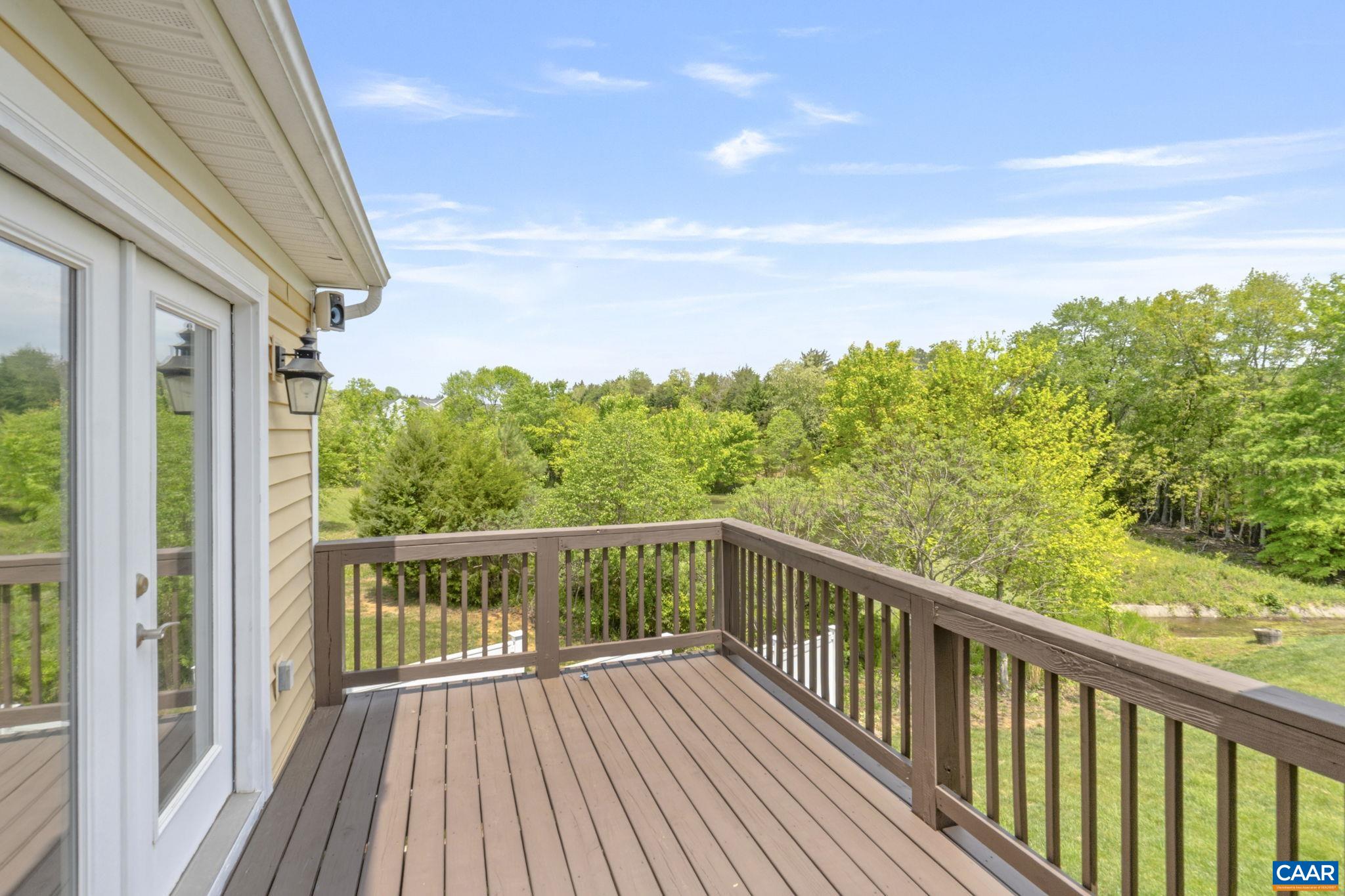 504 GLEN CIR