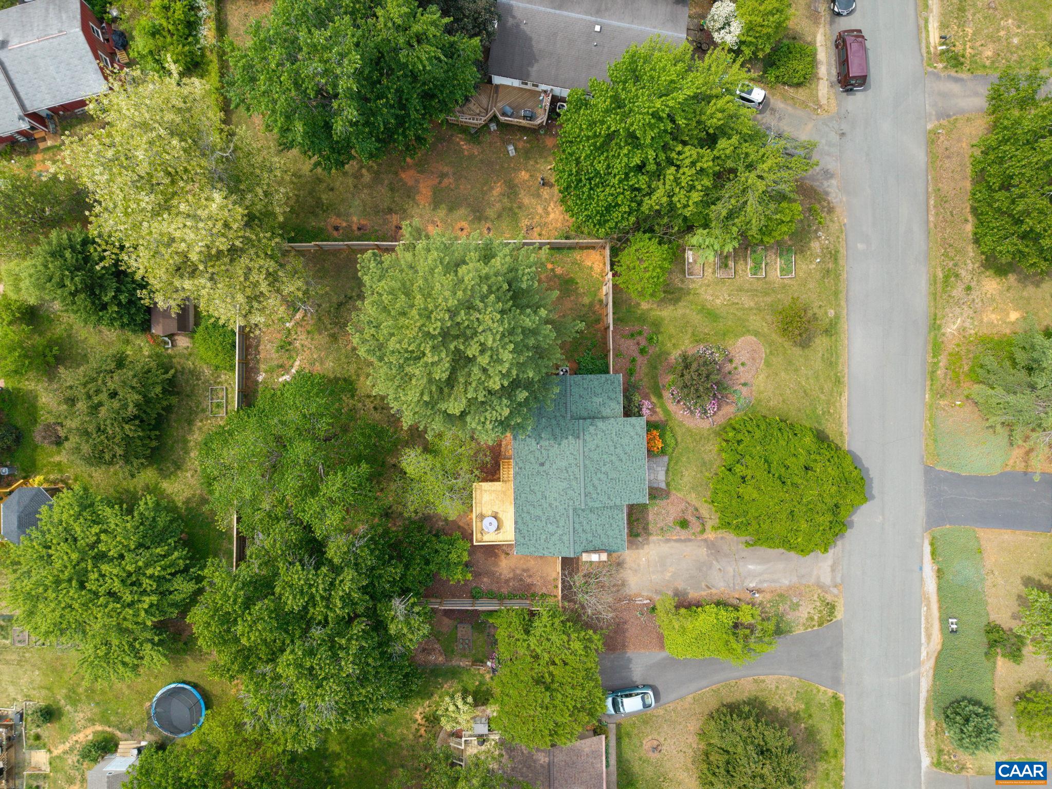 5575 JAMESTOWN RD