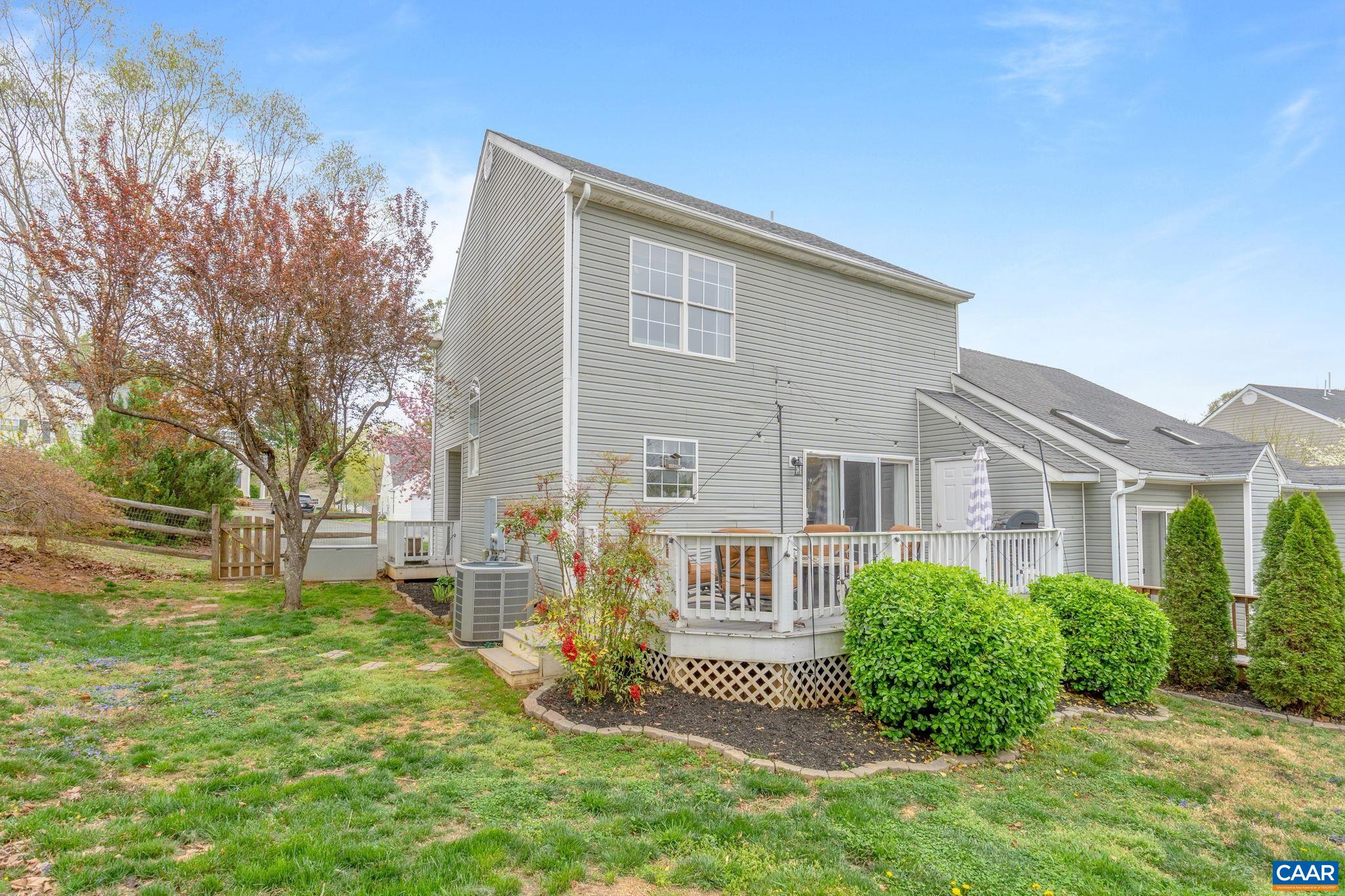1550 PRIMROSE LN