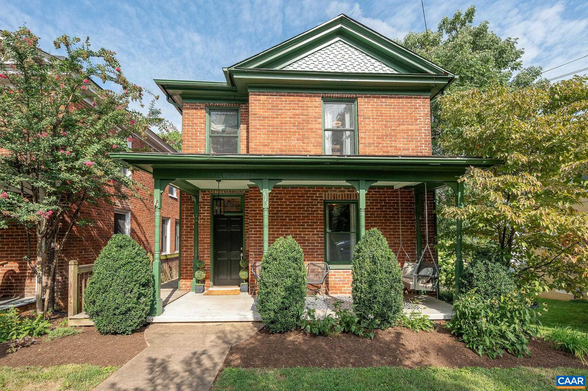 513 AVON ST