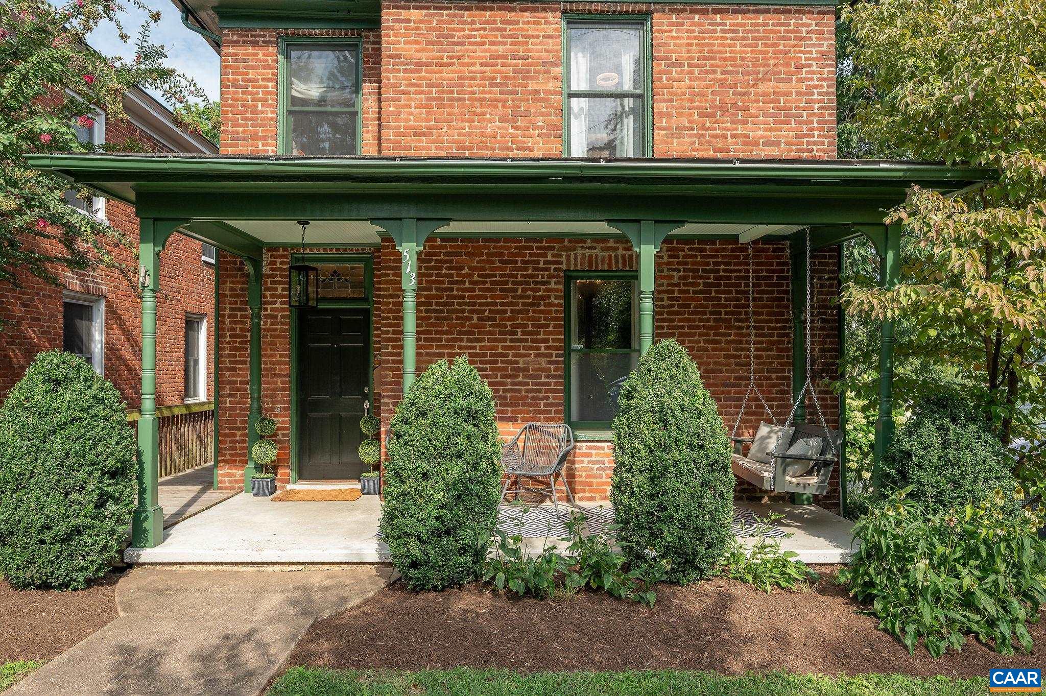 513 AVON ST
