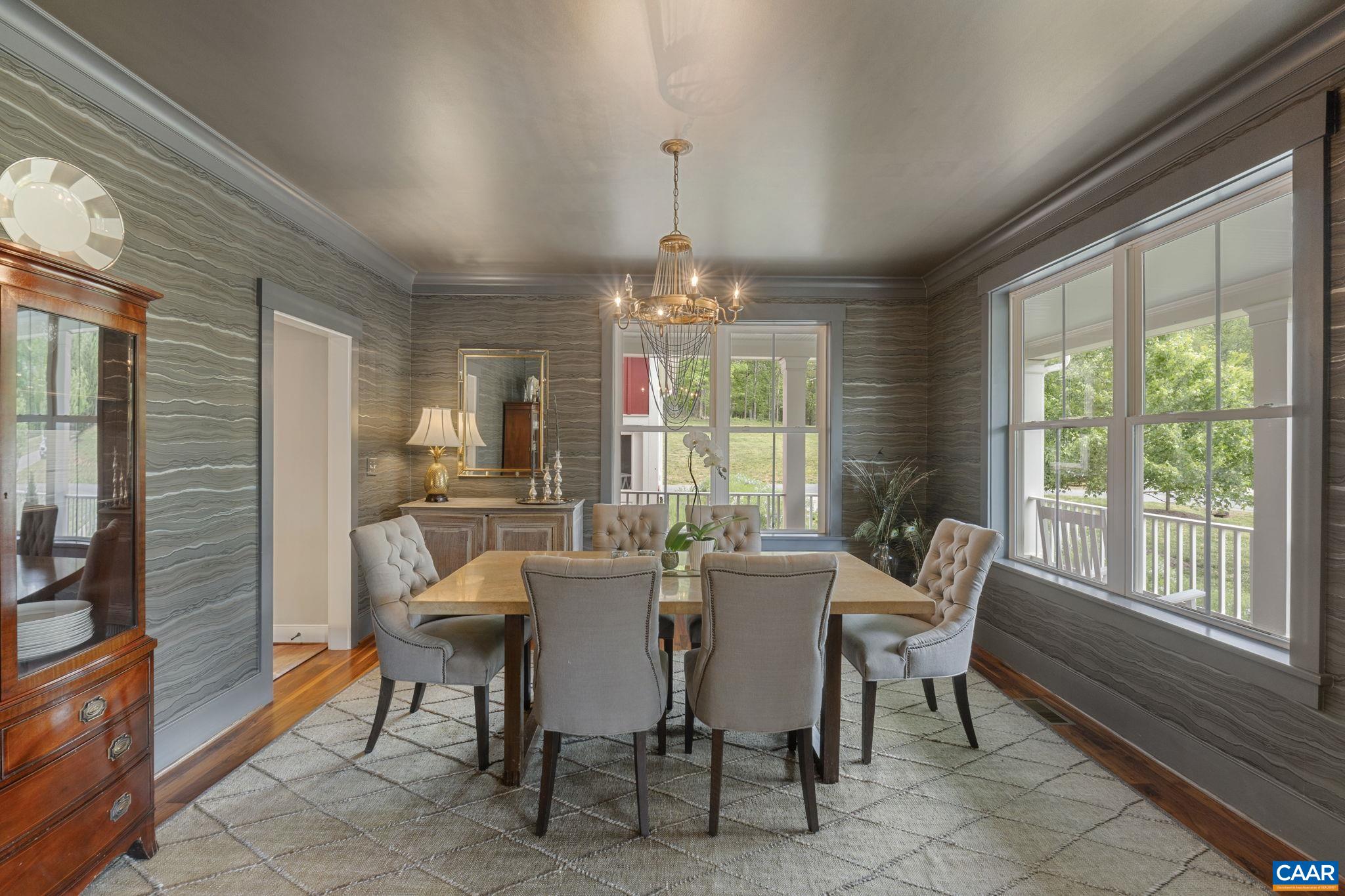 1932 FOX RUN LN