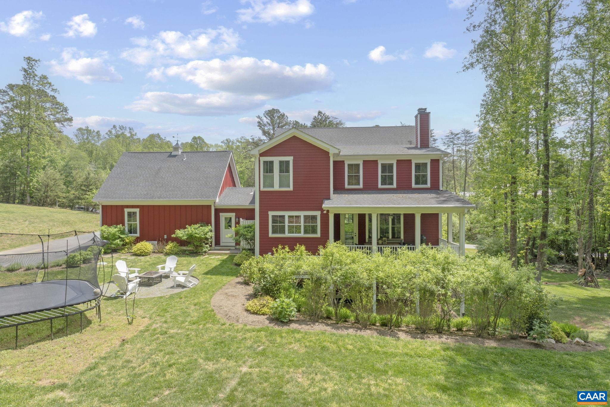 1932 FOX RUN LN