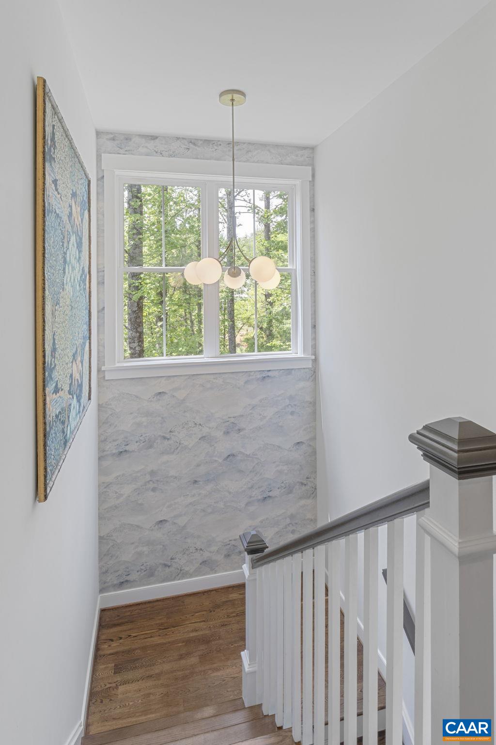 1932 FOX RUN LN