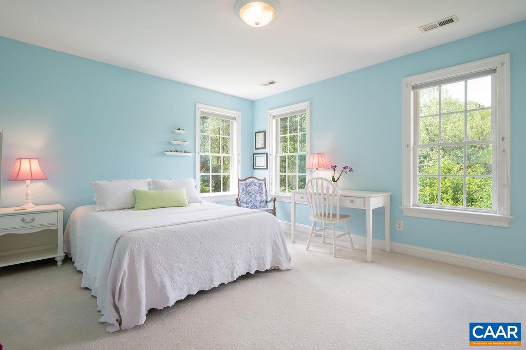 5861 ROCKFISH GAP TPKE