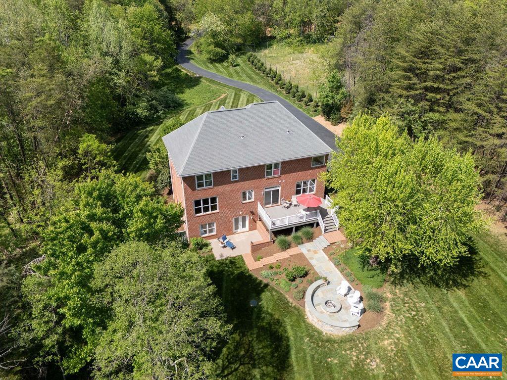 5861 ROCKFISH GAP TPKE