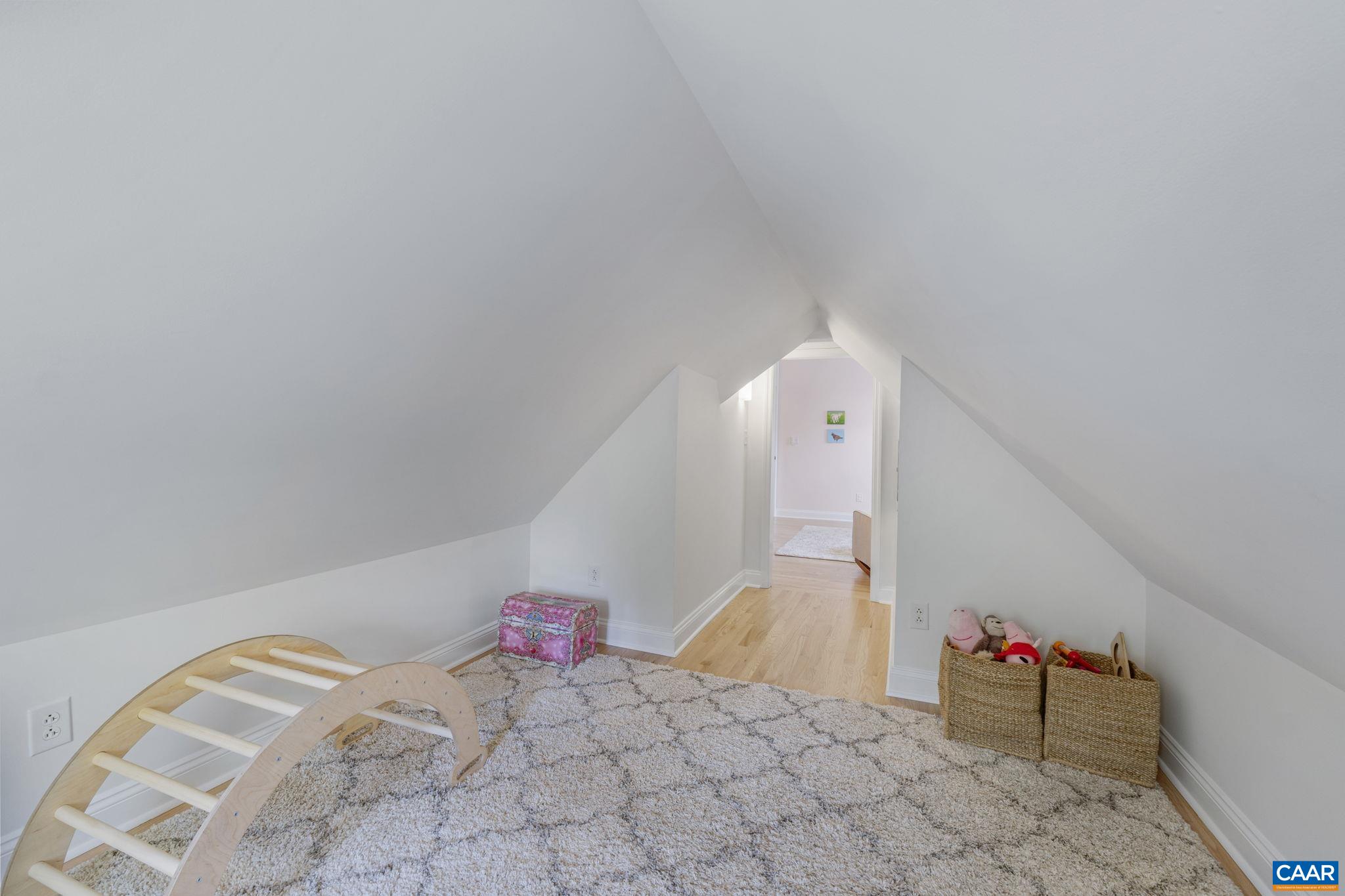 1117 LITTLE HIGH ST