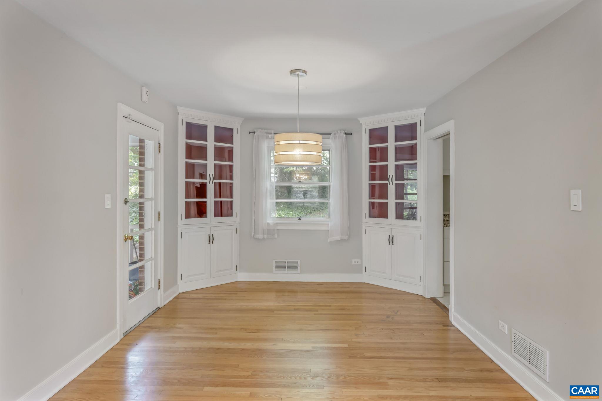 1221 GREENWAY RD