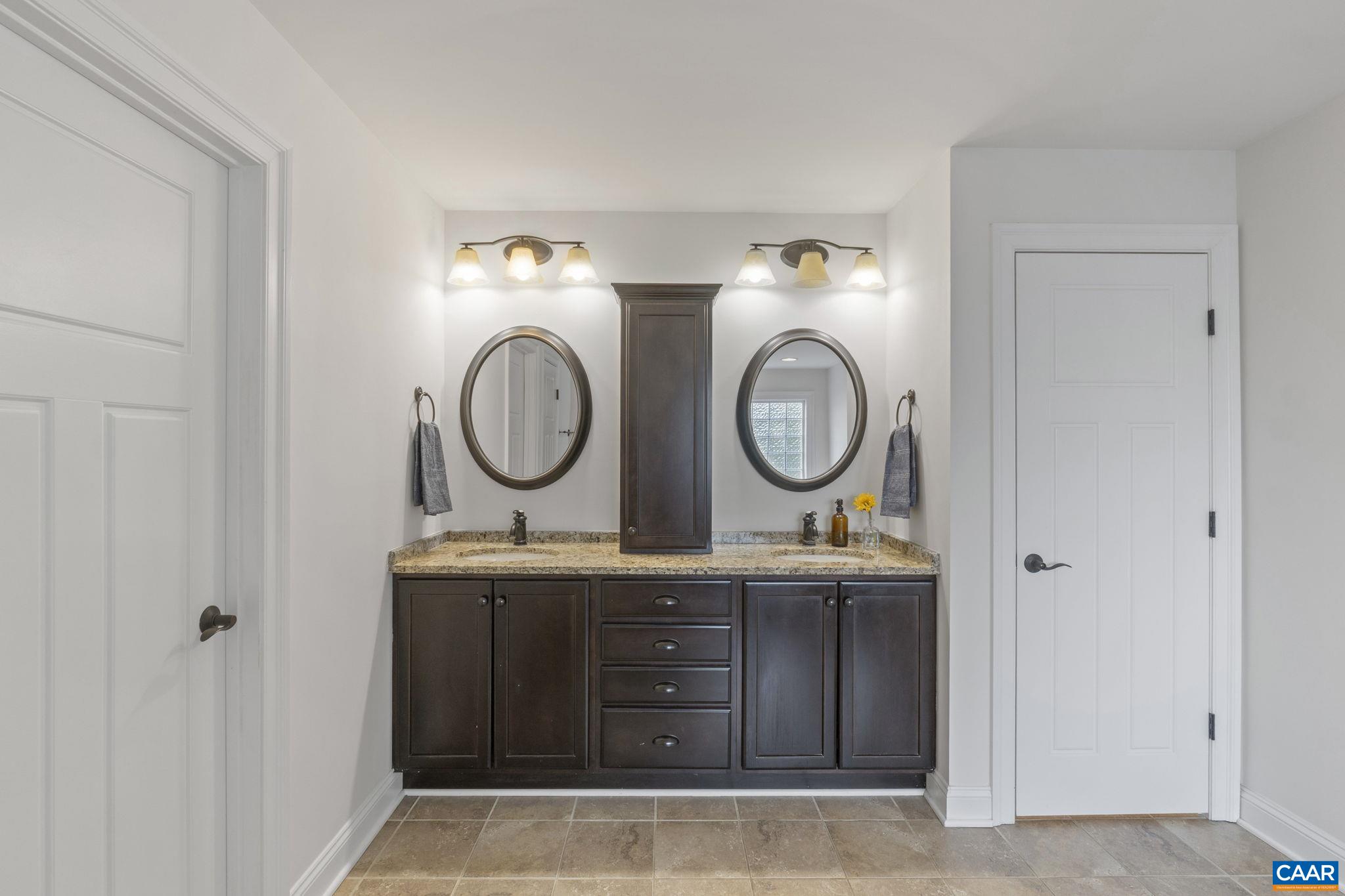 125 HIGHLAND CIR