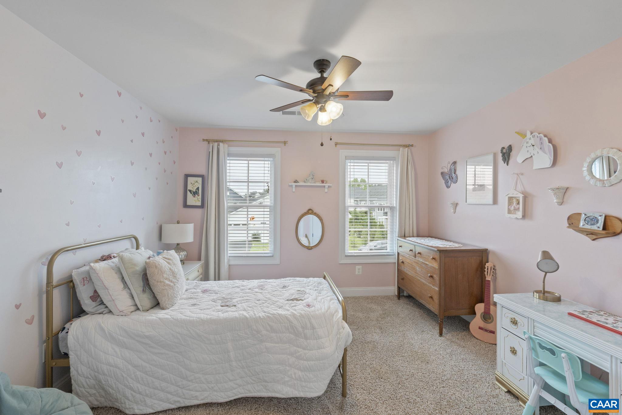 125 HIGHLAND CIR