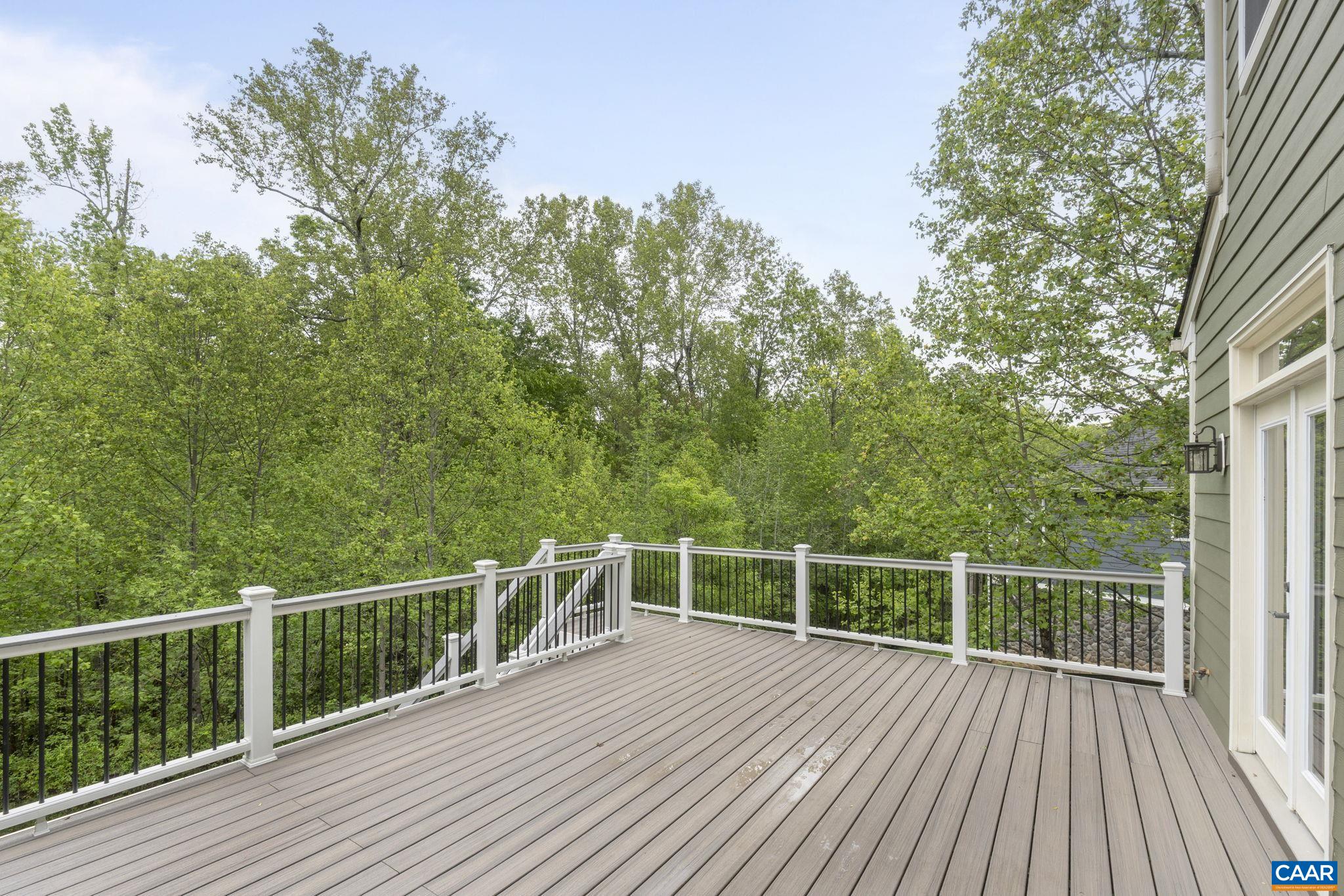 125 HIGHLAND CIR