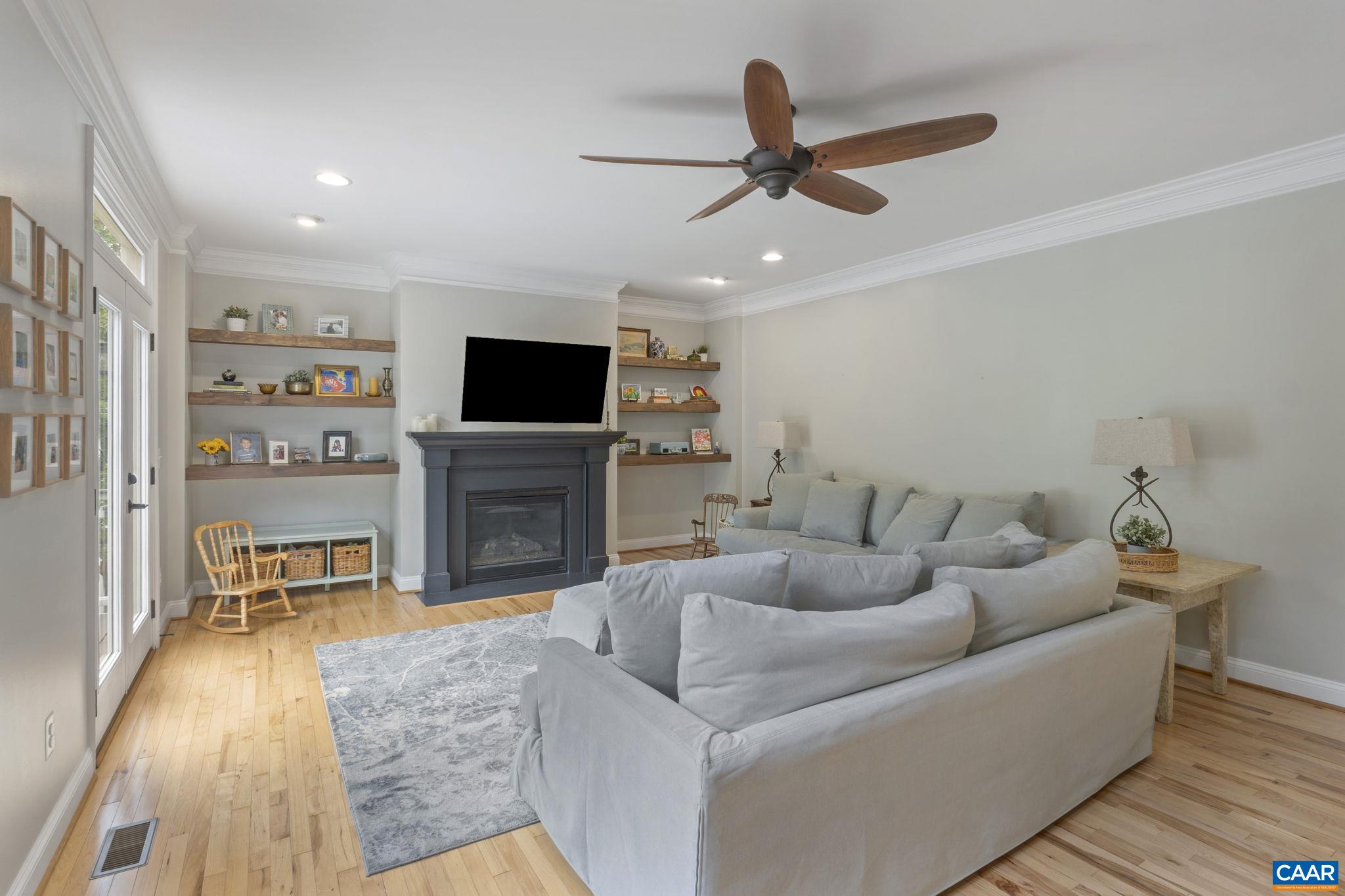 125 HIGHLAND CIR