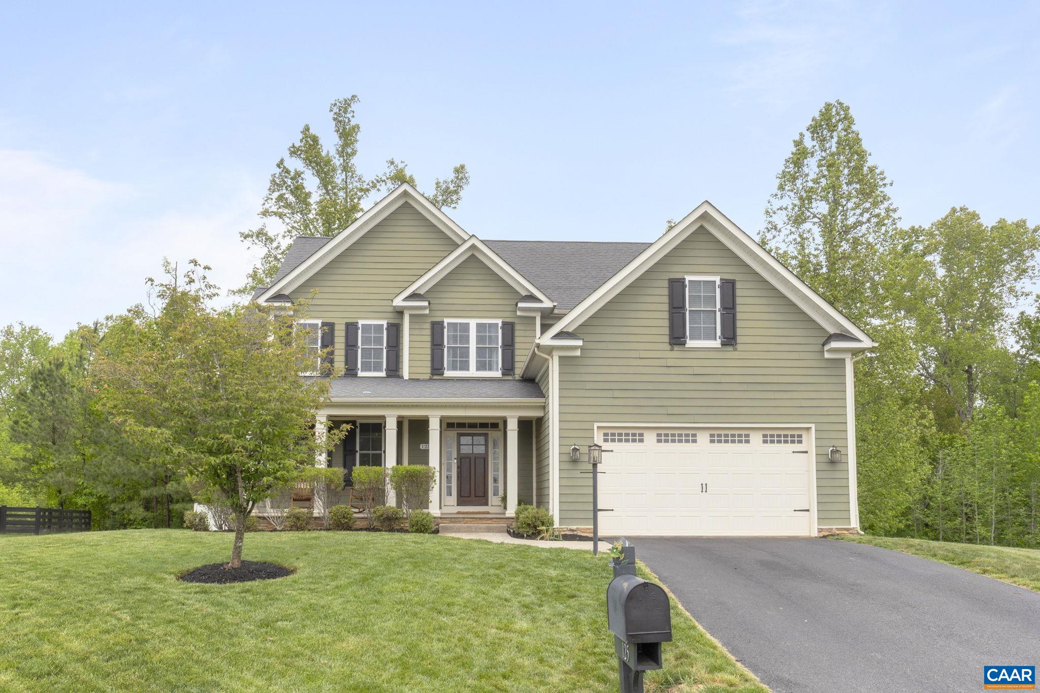 125 HIGHLAND CIR