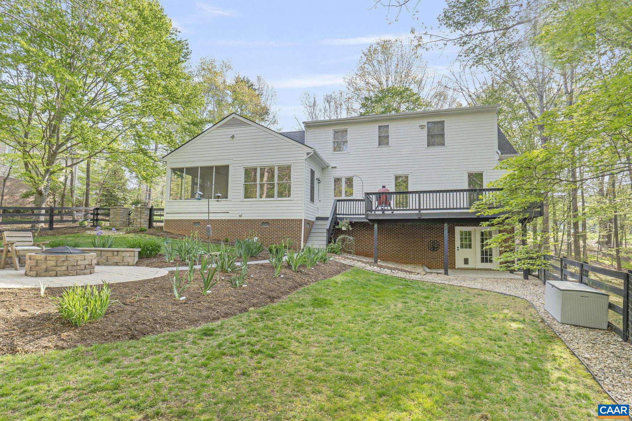 2075 PIPER WAY