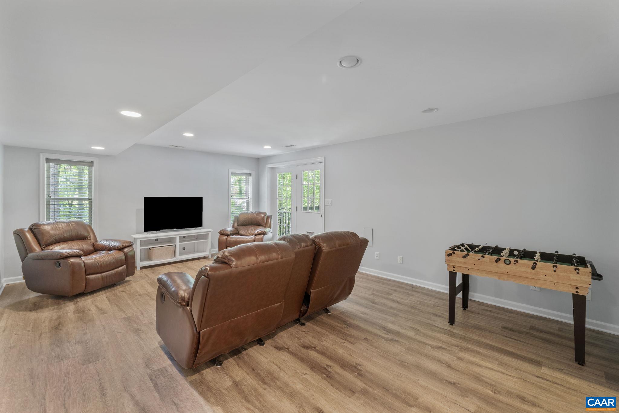 2075 PIPER WAY