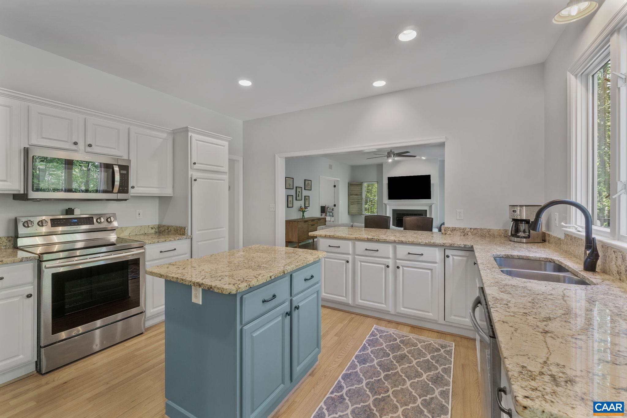 2075 PIPER WAY